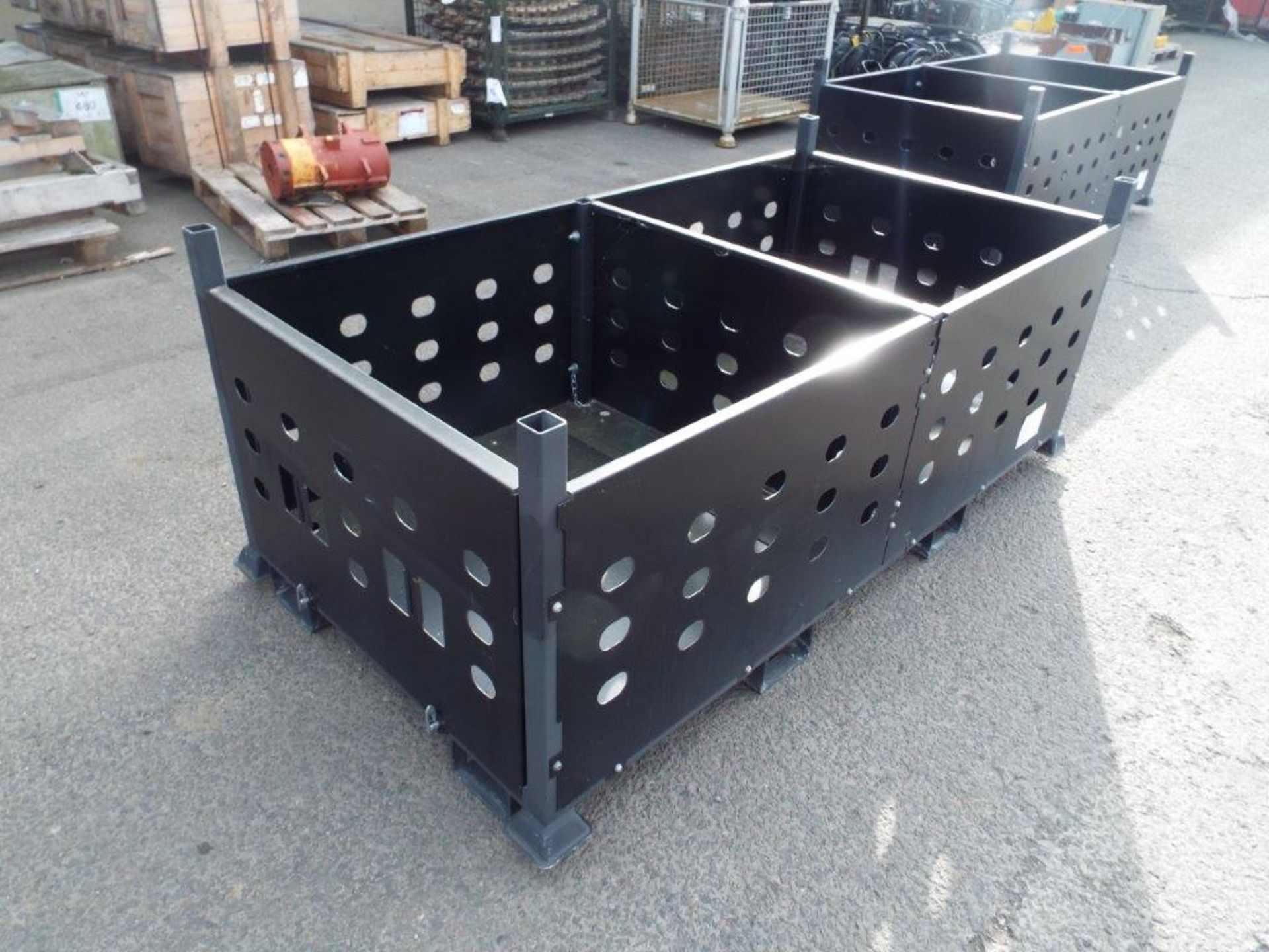Unissued Heavy Duty Stackable Equipment Container