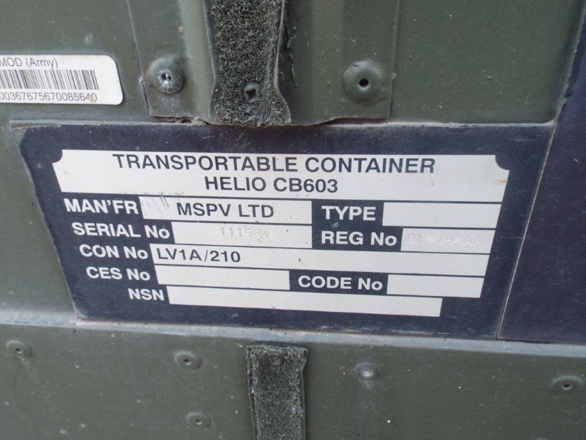 20ft ISO Shipping Container/ Office Unit C/W Twist Locks, Work Stations, Electrics, Lights etc - Image 25 of 28