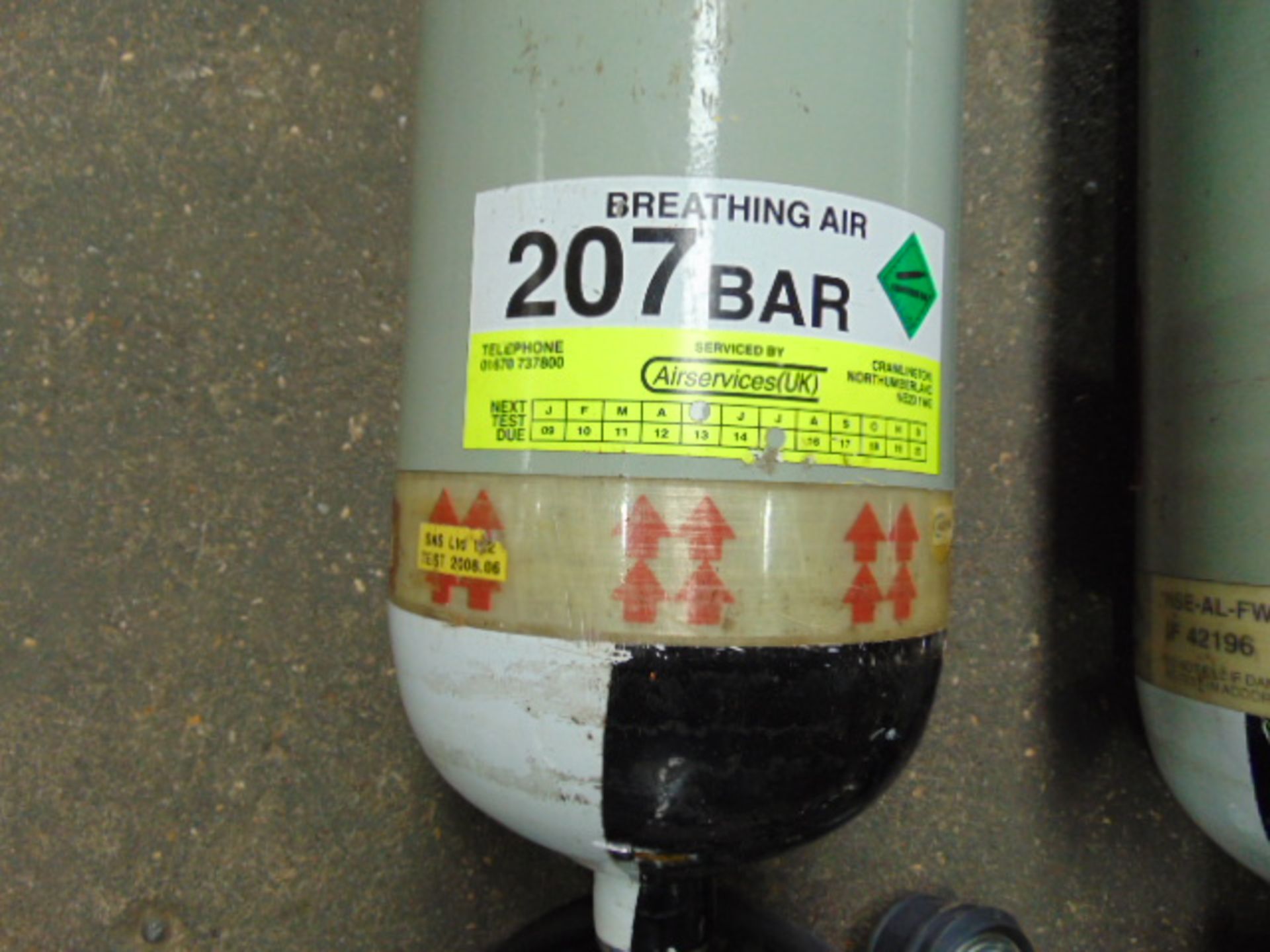 3 x Compressed Air Cylinders with Valves etc - Bild 4 aus 11