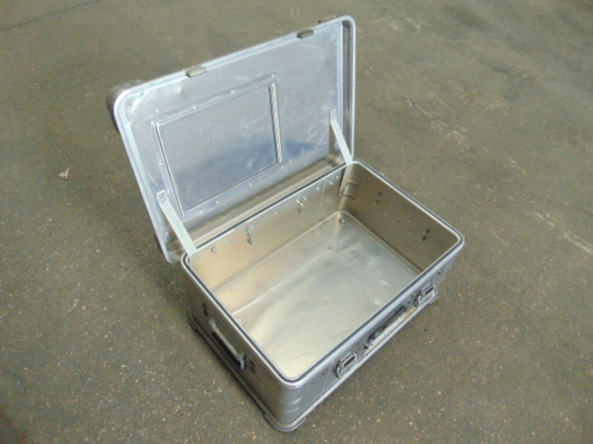 Heavy Duty Zarges Aluminium Case - Image 2 of 8