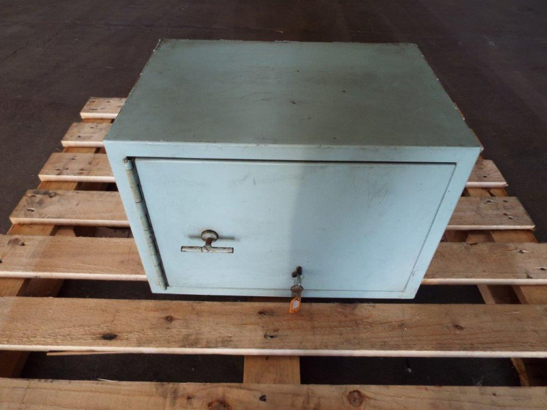 Lockable Safe Box