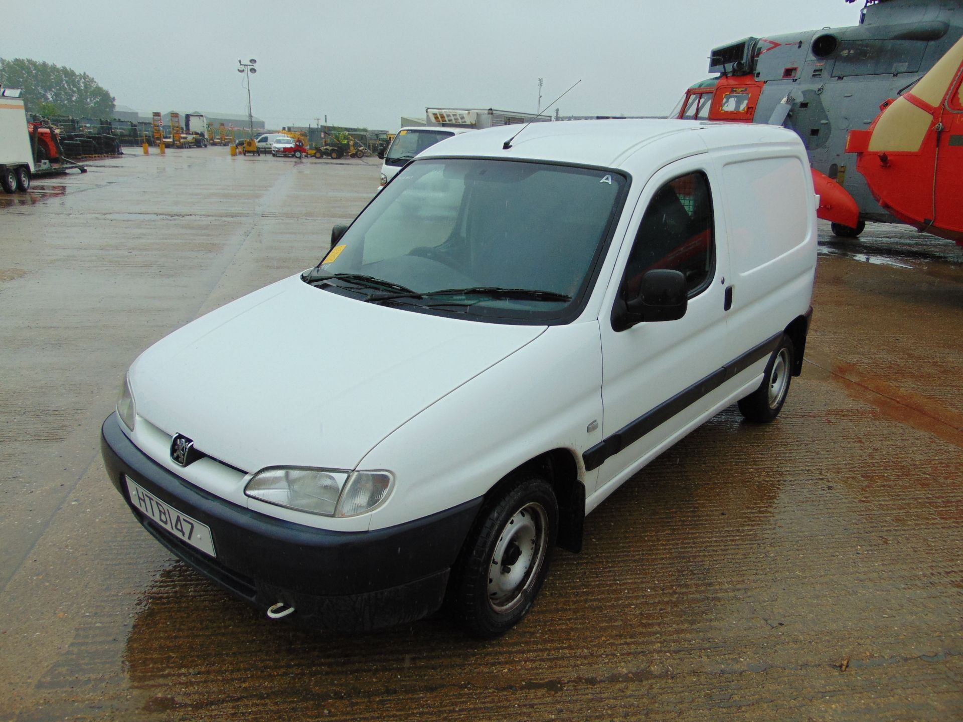 Peugeot Partner Van - Image 3 of 19