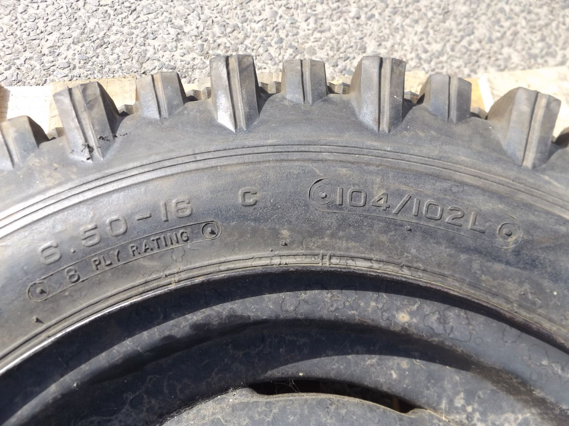 The Holy Grail of Tyres, 1 x Avon Traction Mileage 6.50 x 16 8 Ply Tyre complete with 5 stud rim - Image 3 of 5