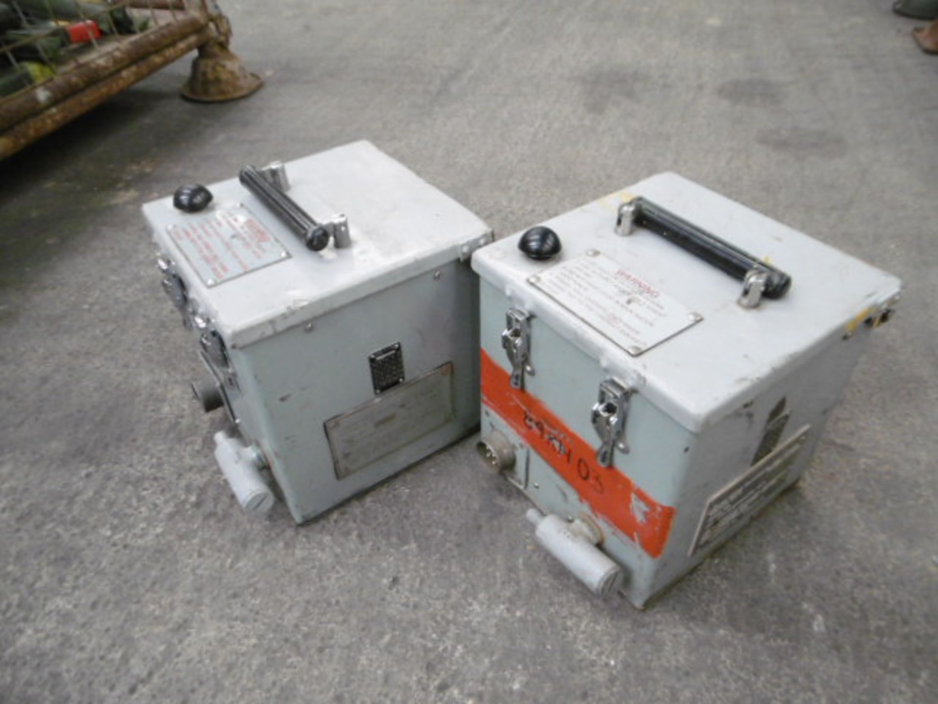 2 x Cooking Vessel (electric 24V) - Image 3 of 4