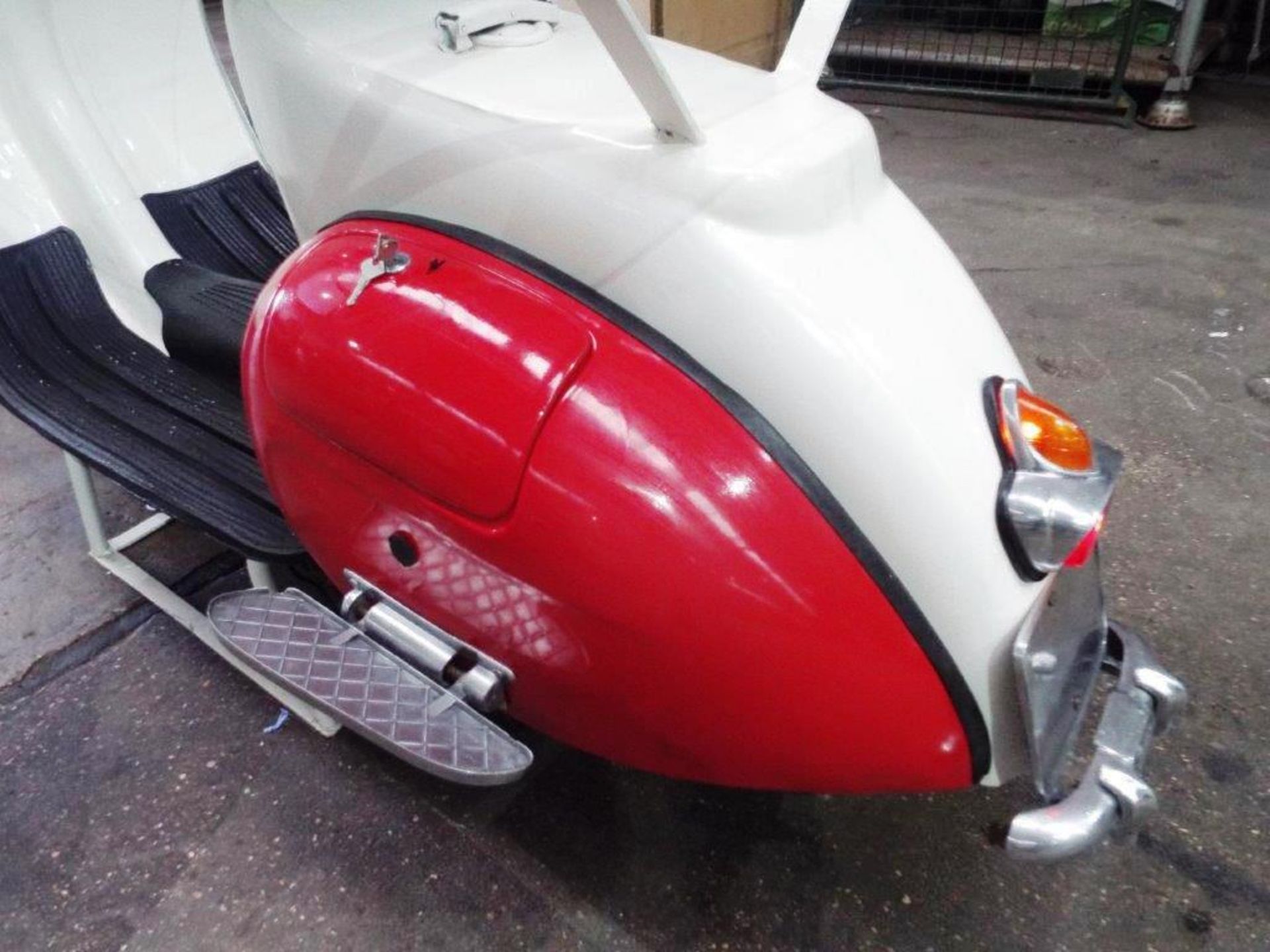 Amazing Vintage Vespa 150 Scooter Glass Top Table - Image 5 of 17