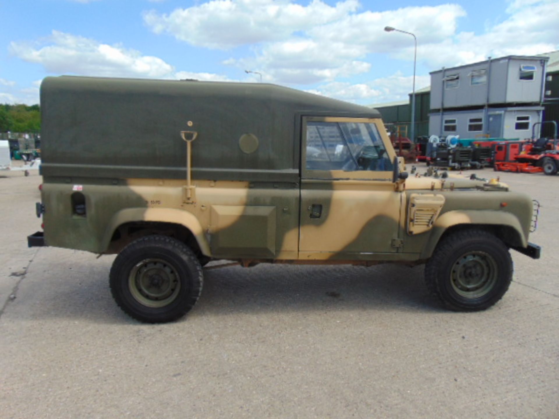 Land Rover Wolf 110 Hard Top - Bild 8 aus 29