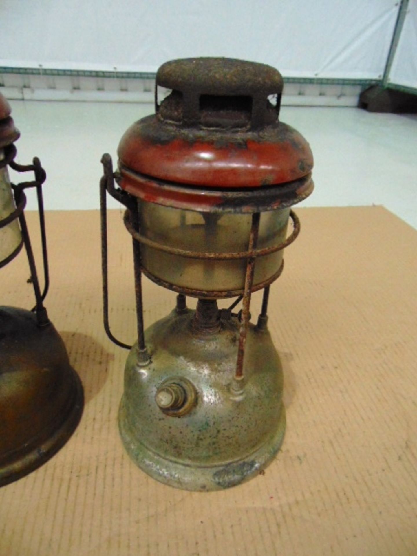 2 x Vintage Tilley Lamps - Image 5 of 8