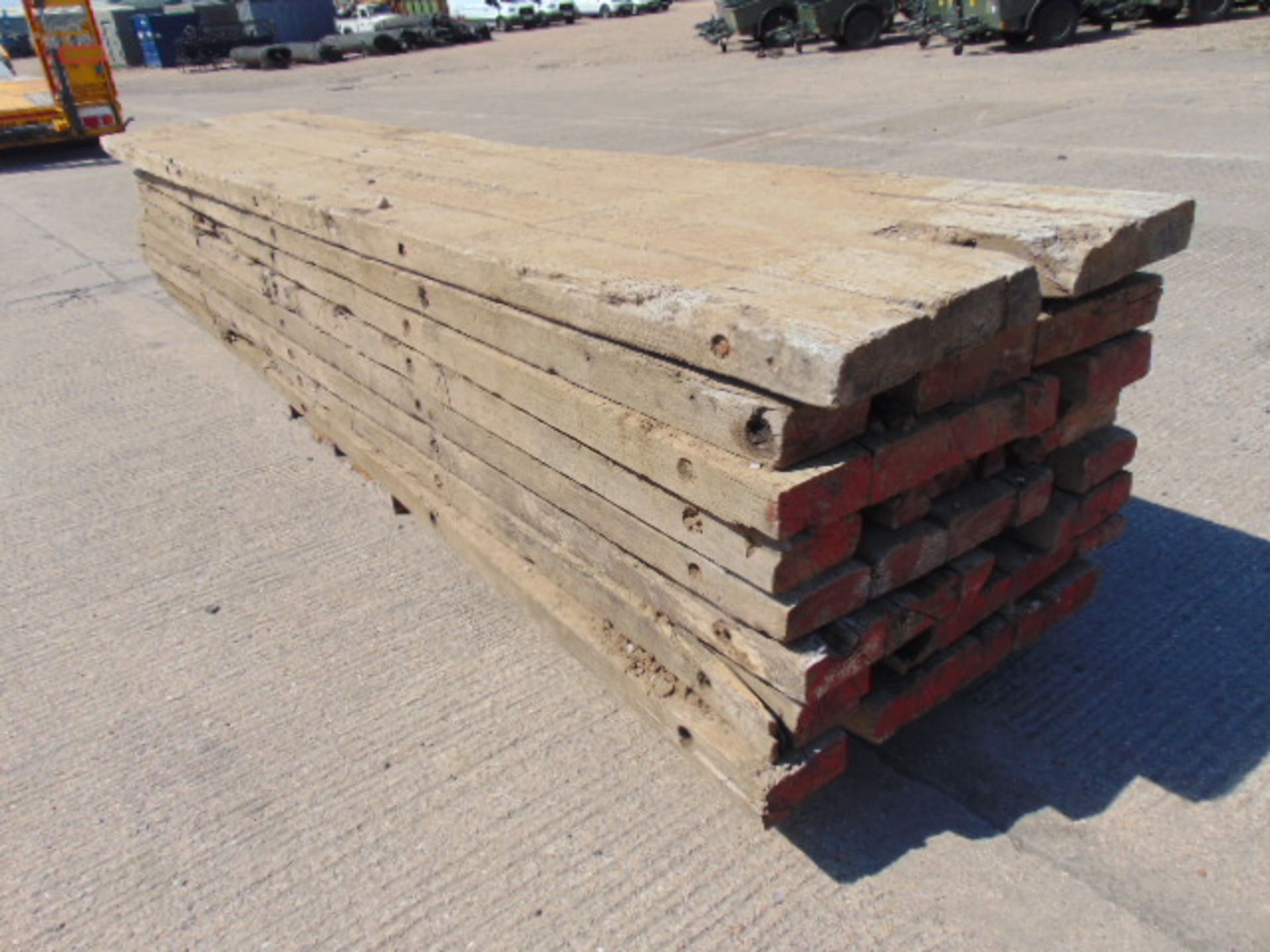 8 x 5m Hardwood Bog Mats for Excavators / Diggers etc - Image 2 of 8