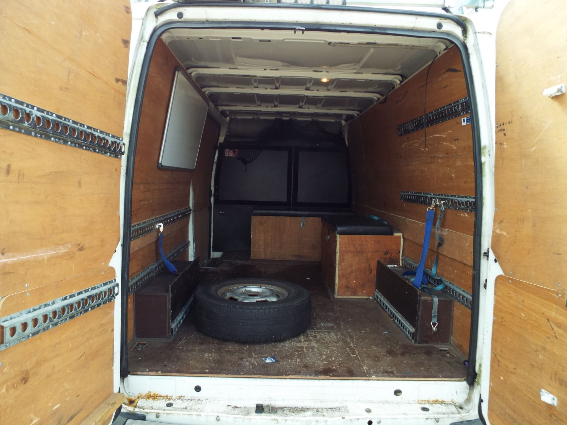 Ford Transit 350 LWB TD Panel Van with RAX Roof Rack - Bild 15 aus 24