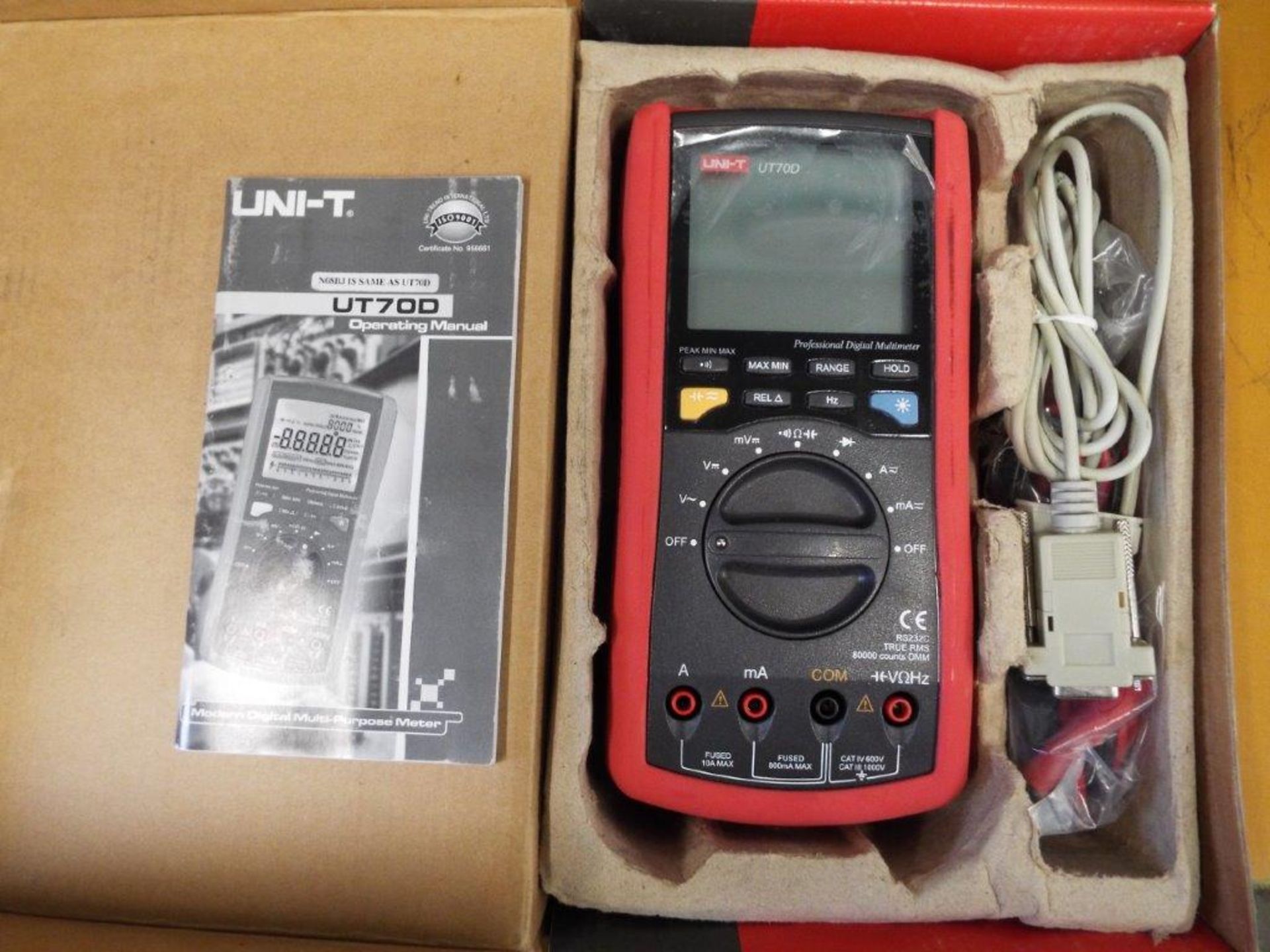 Uni-T UT70 Digital LCD MultiMeter.