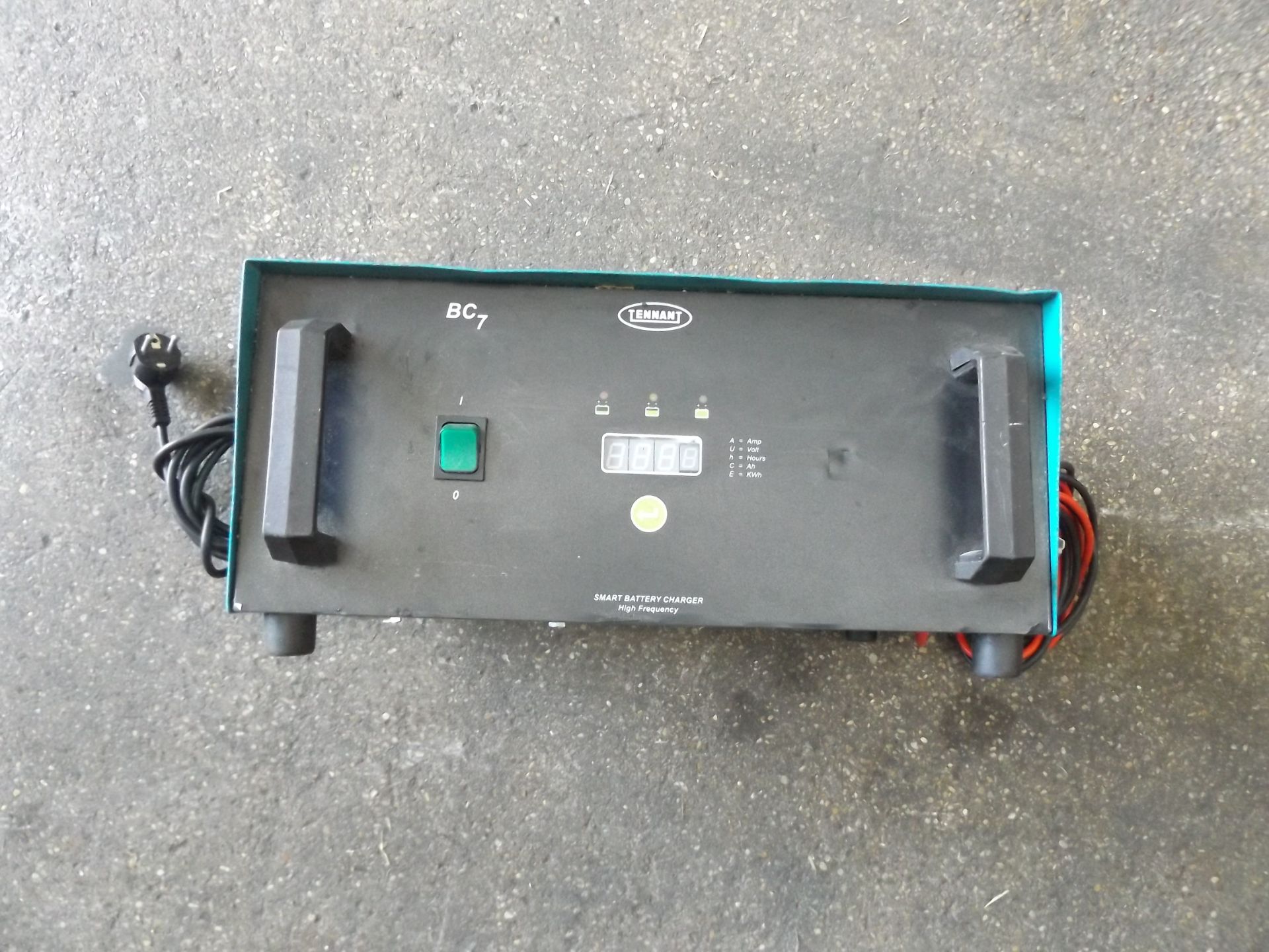 Tennant High Frequency Smart Battery Charger - Image 2 of 8