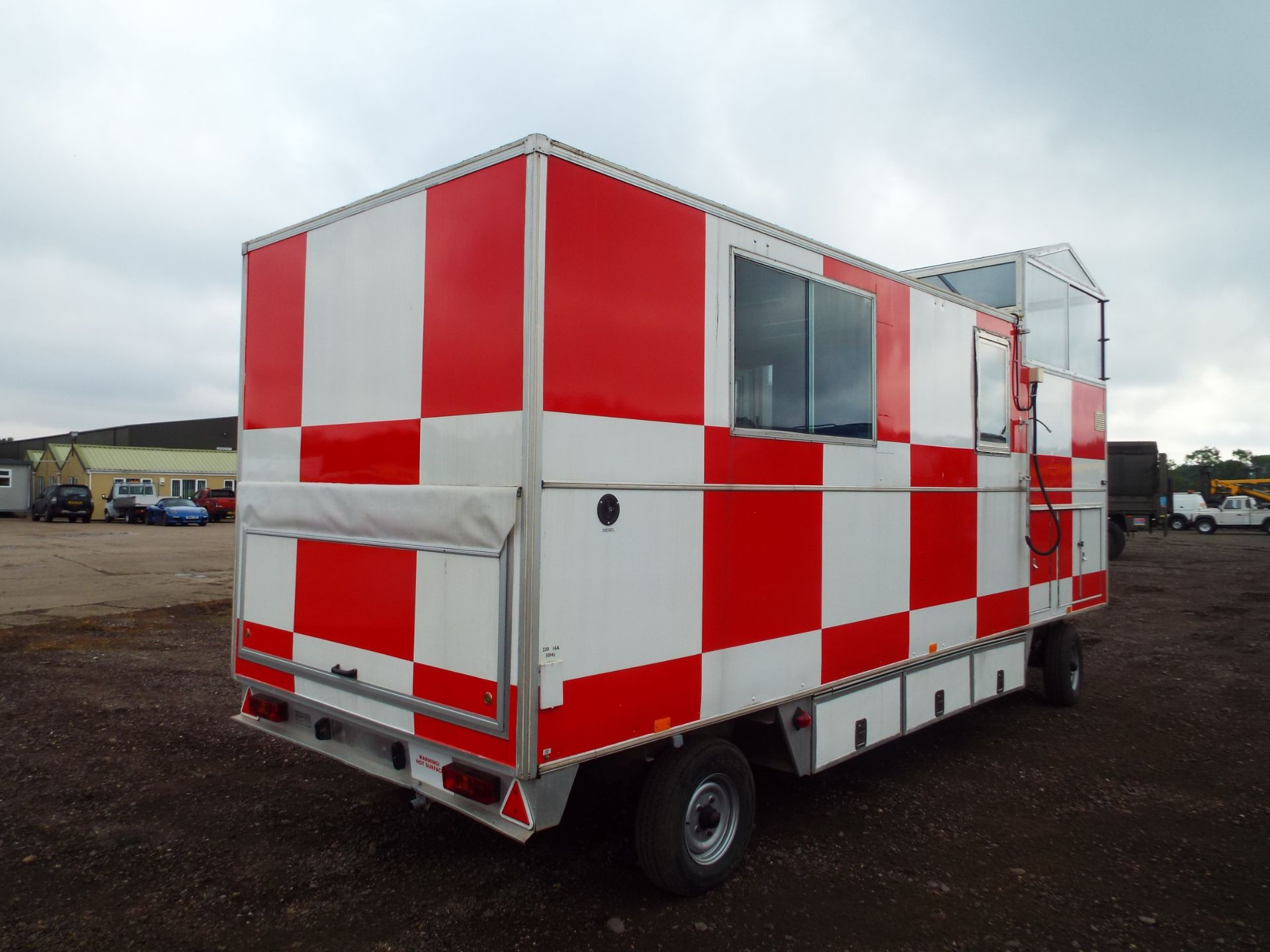Mobile Observation and Command Centre - Image 5 of 46