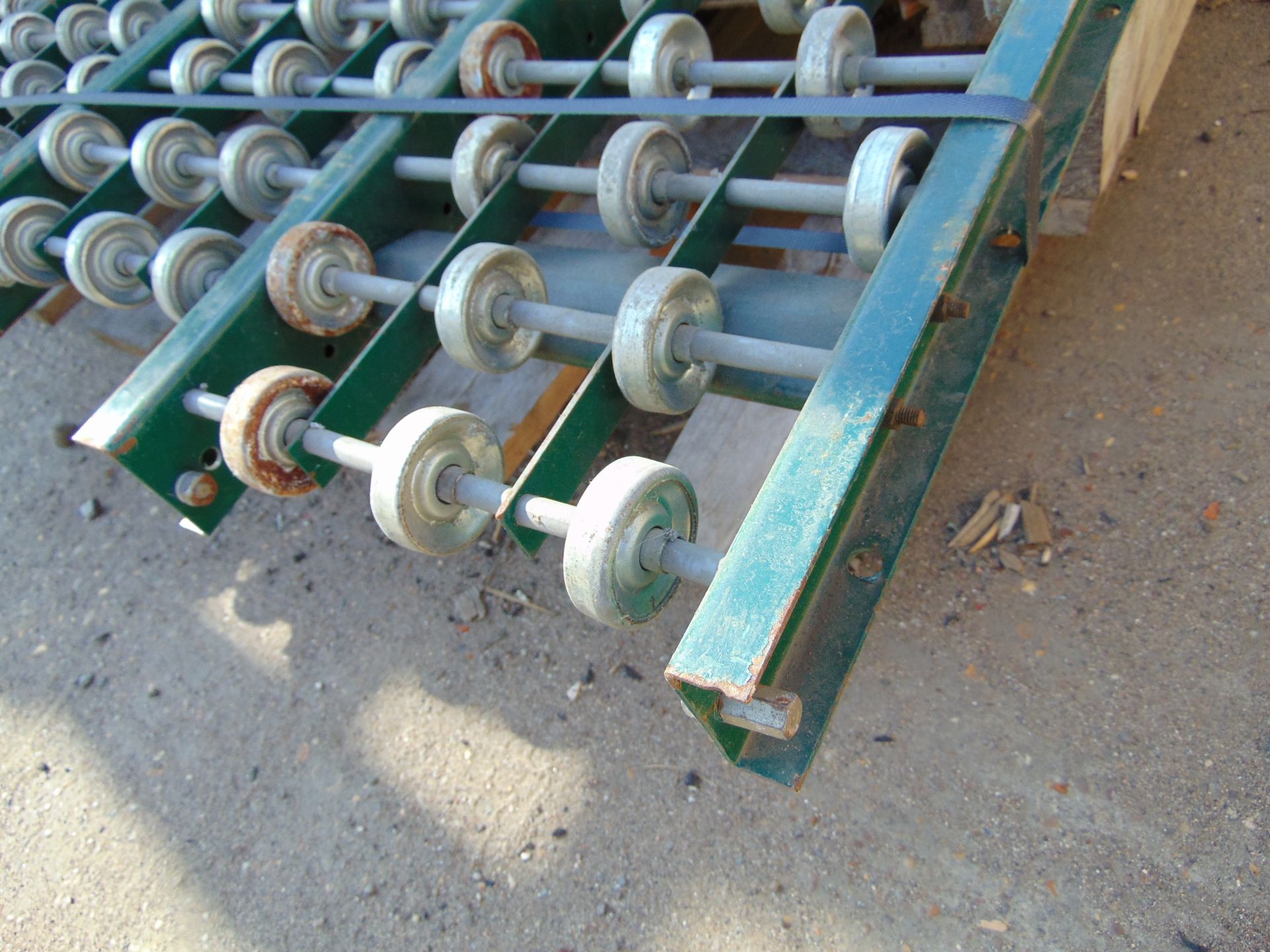 4 x Pallet Rollers - Image 2 of 5