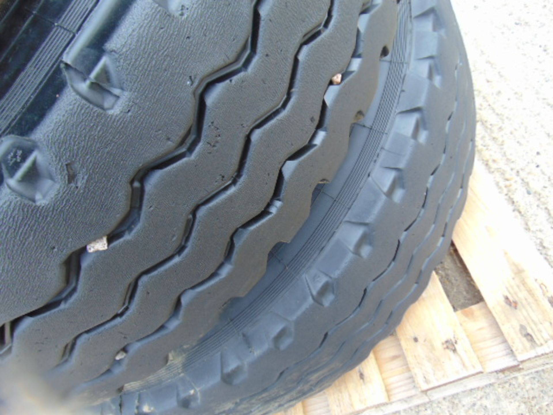 4 x Continental HSC 12.00 R20 Construction Tyres complete with 10 Stud Rims - Image 8 of 10