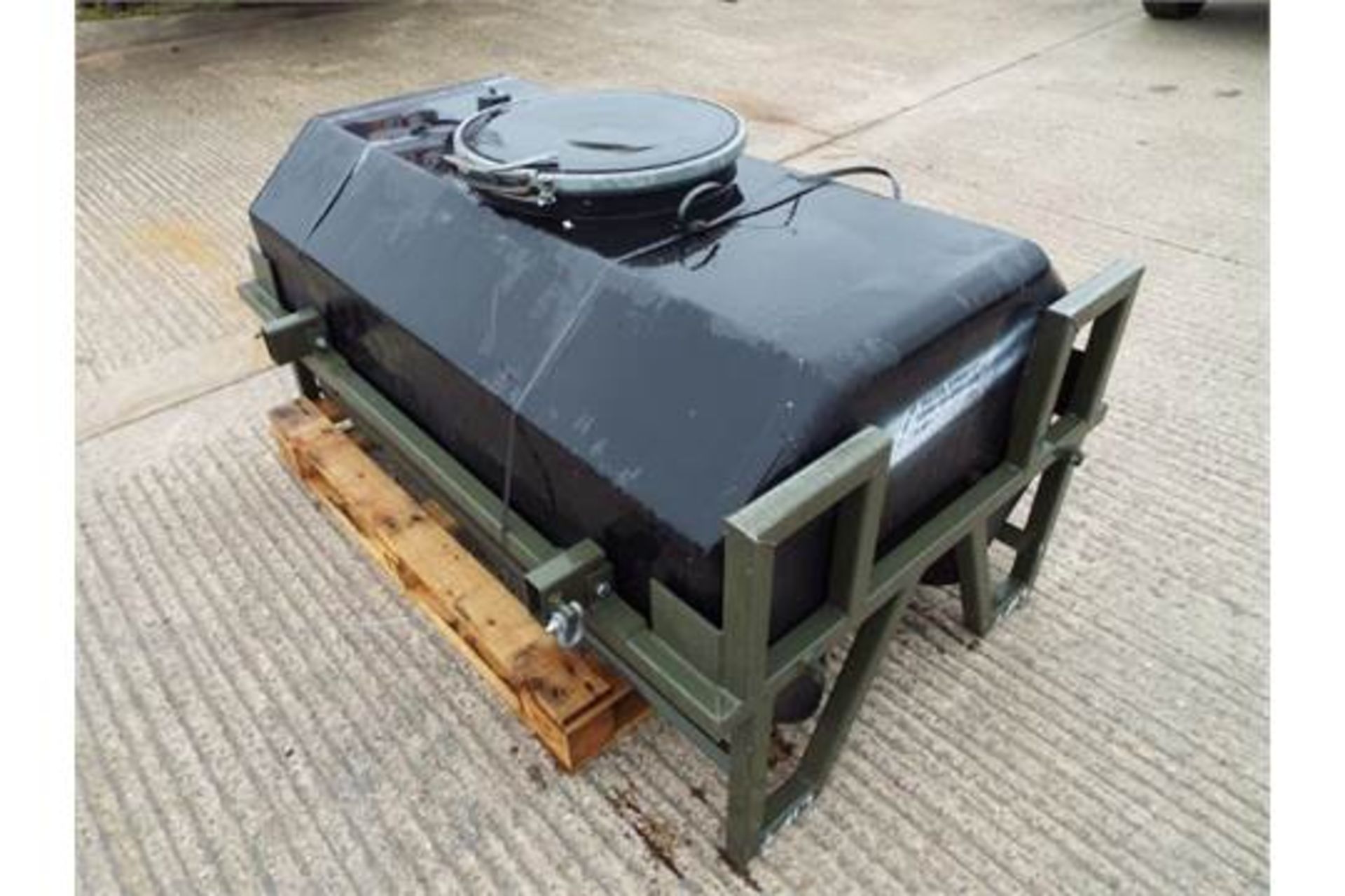 Trailer Mountable Water Tank with Frame