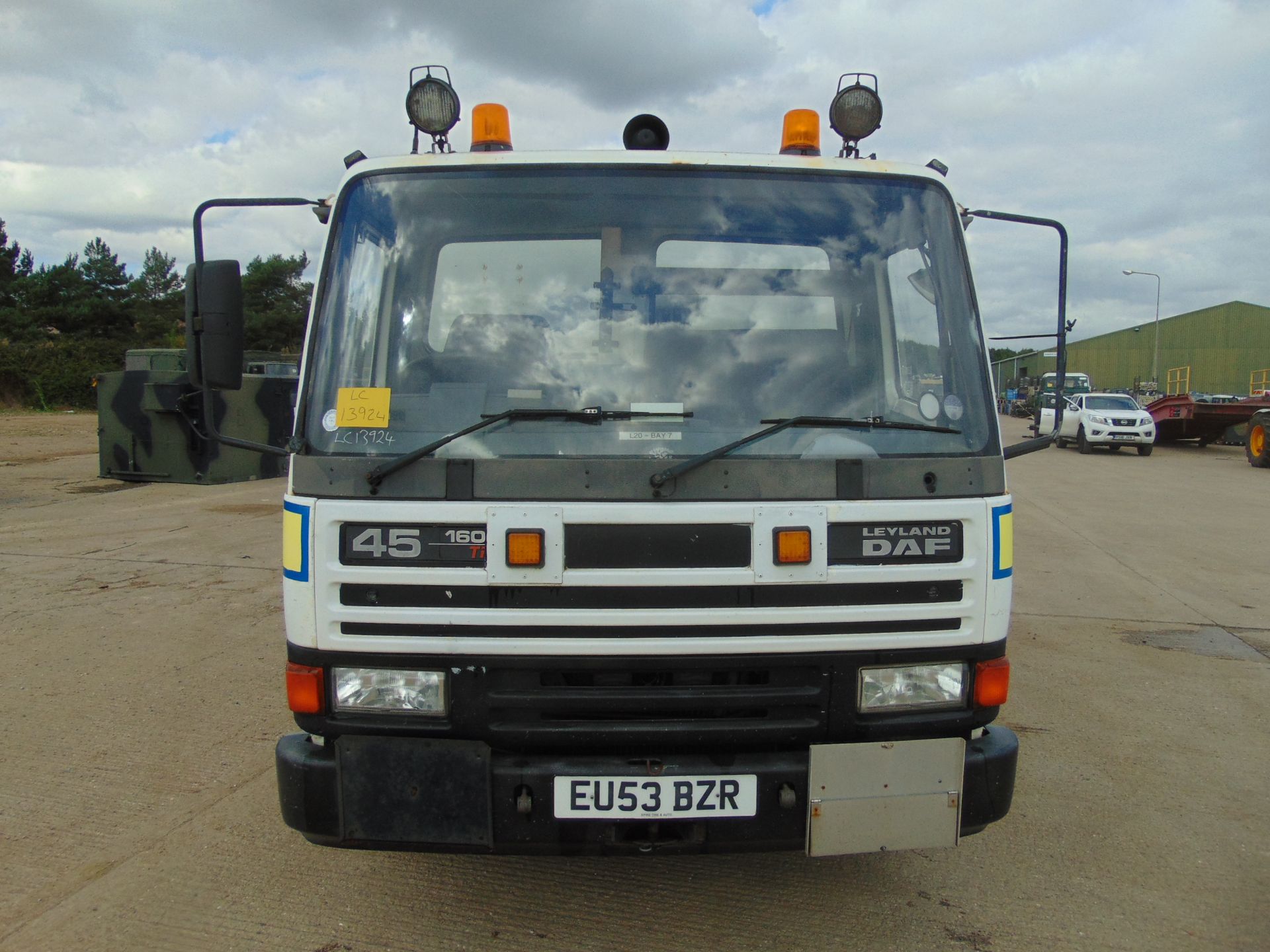 DAF 45 160T Truck with Insulated Body - Image 2 of 22