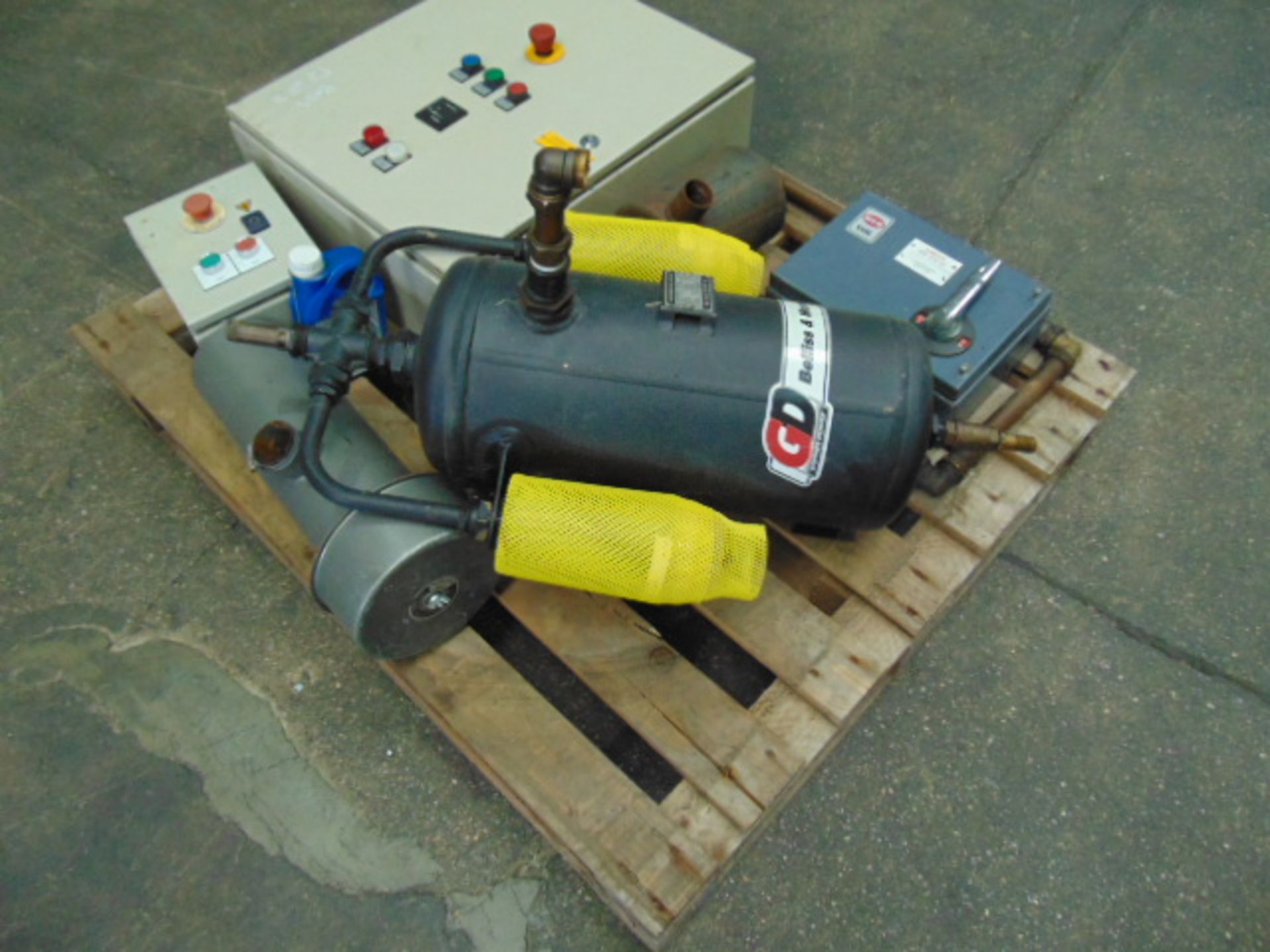 Belliss and Morcom BP35V High Capacity High Pressure Breathing Air Compressor Unit - Image 8 of 11