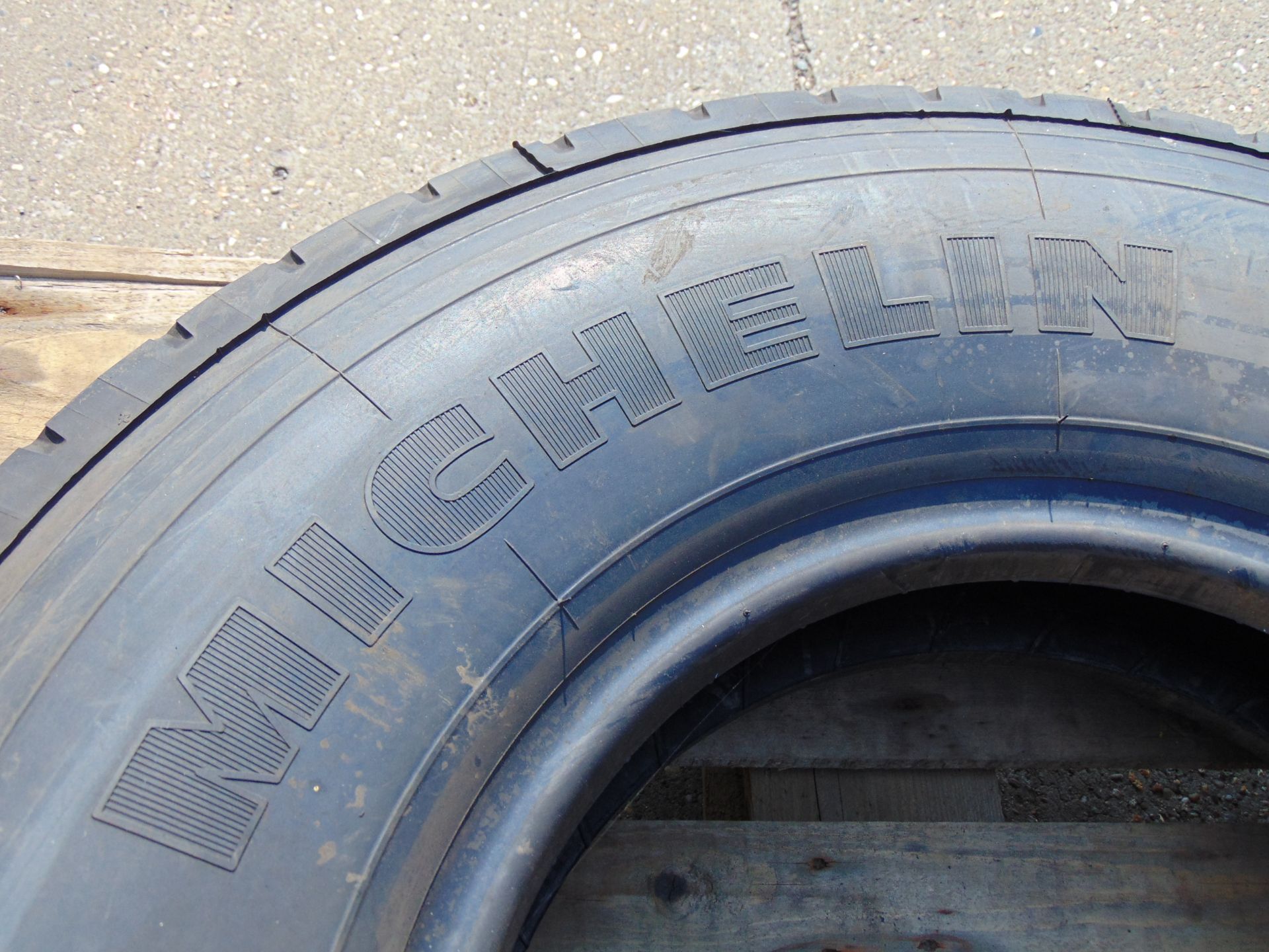 1 x Michelin 8.25 R16 XZA Tyre - Image 4 of 5