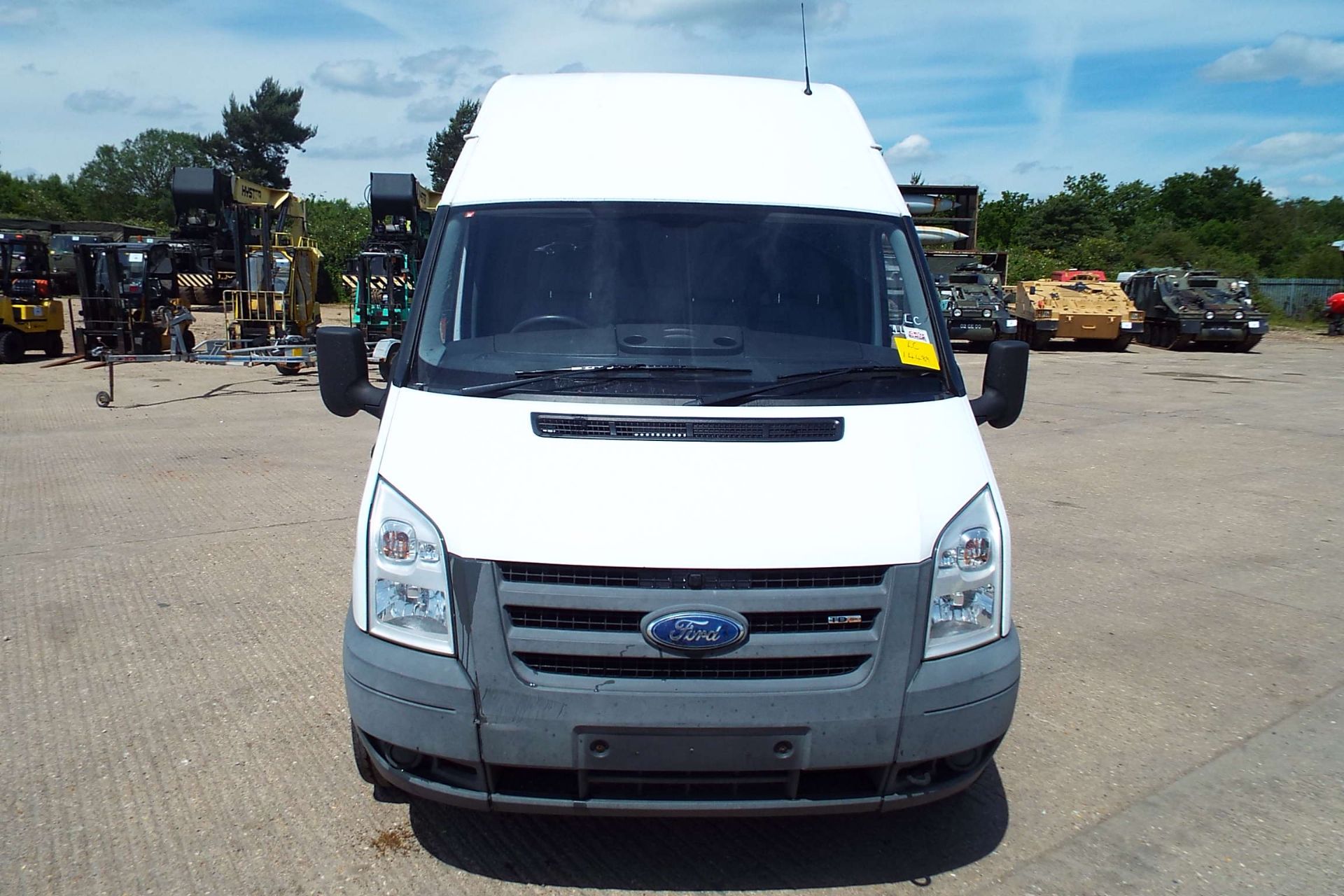 Ford Transit 115 T330 High Roof Panel Van - Bild 2 aus 18