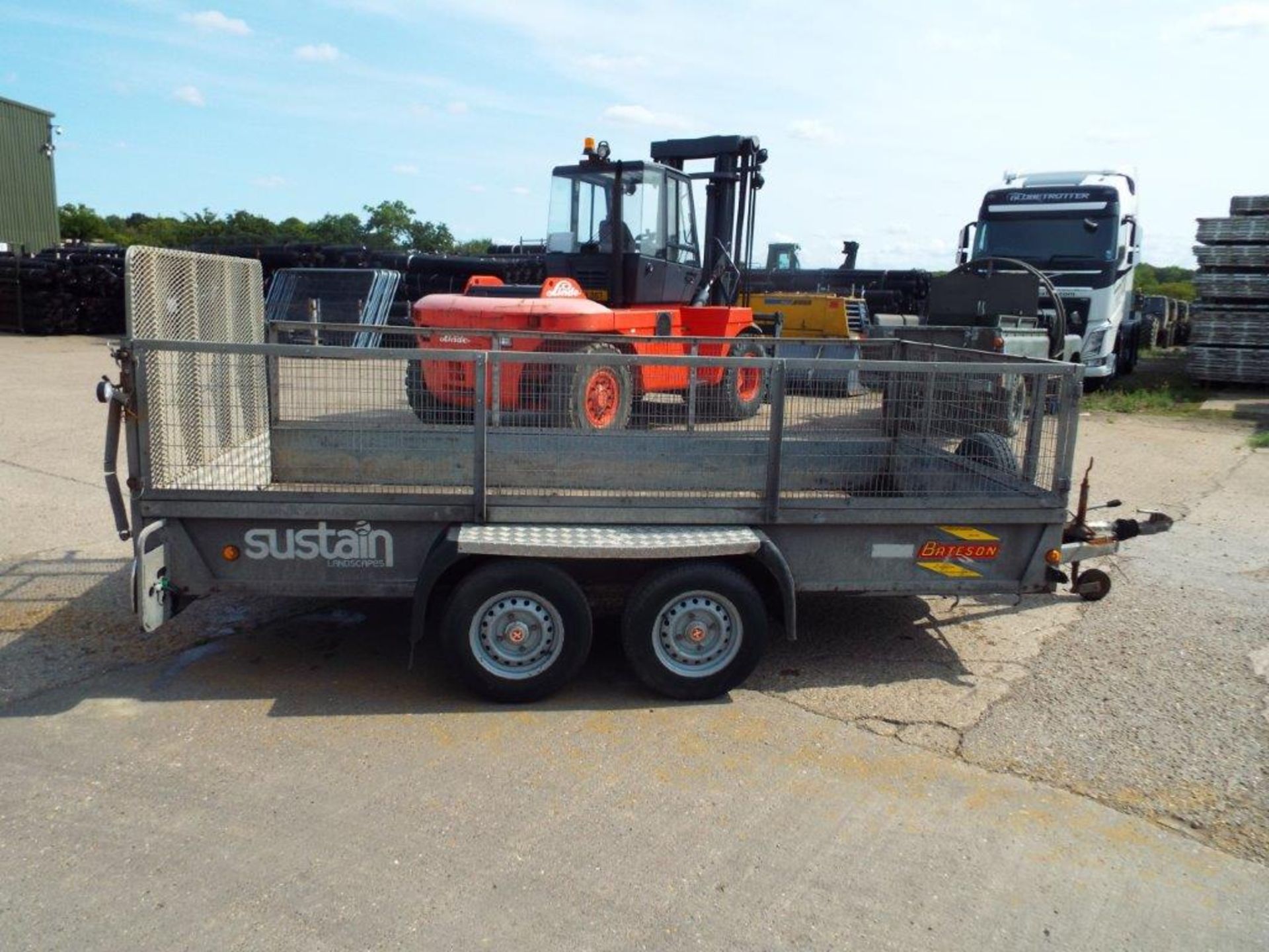 Bateson Twin Axle Trailer with Rear Ramp and Cage Sides - Image 8 of 22