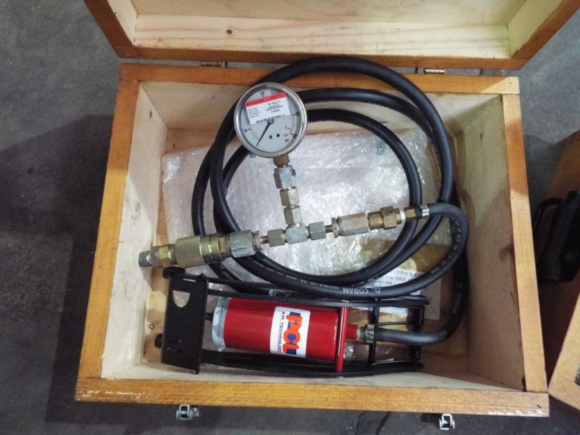 2 x PCL Pressure Test Kits in Wooden Transit Cases - Image 2 of 7