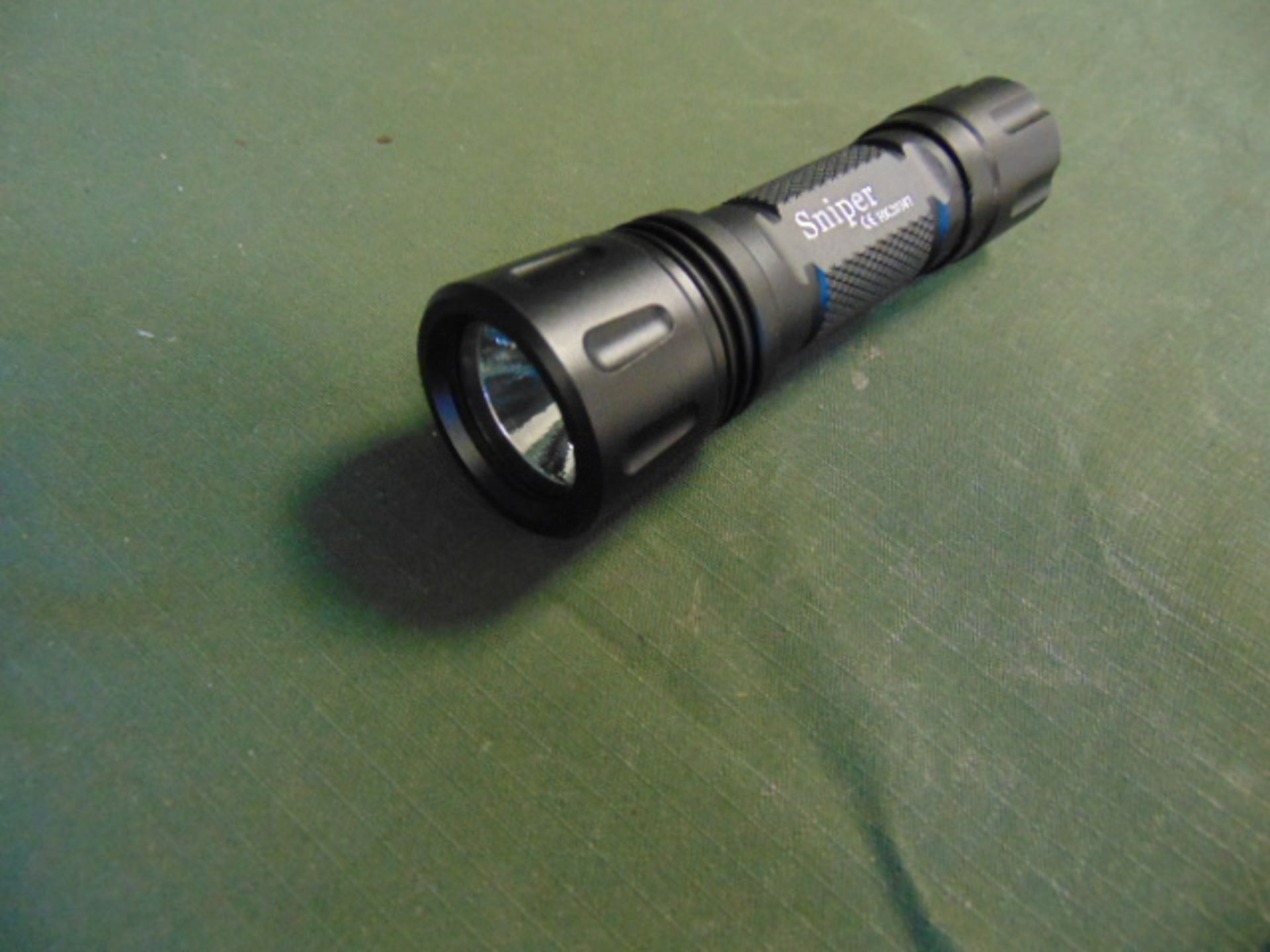 Wolf Eyes Sniper Tactical Flashlight - Image 5 of 6