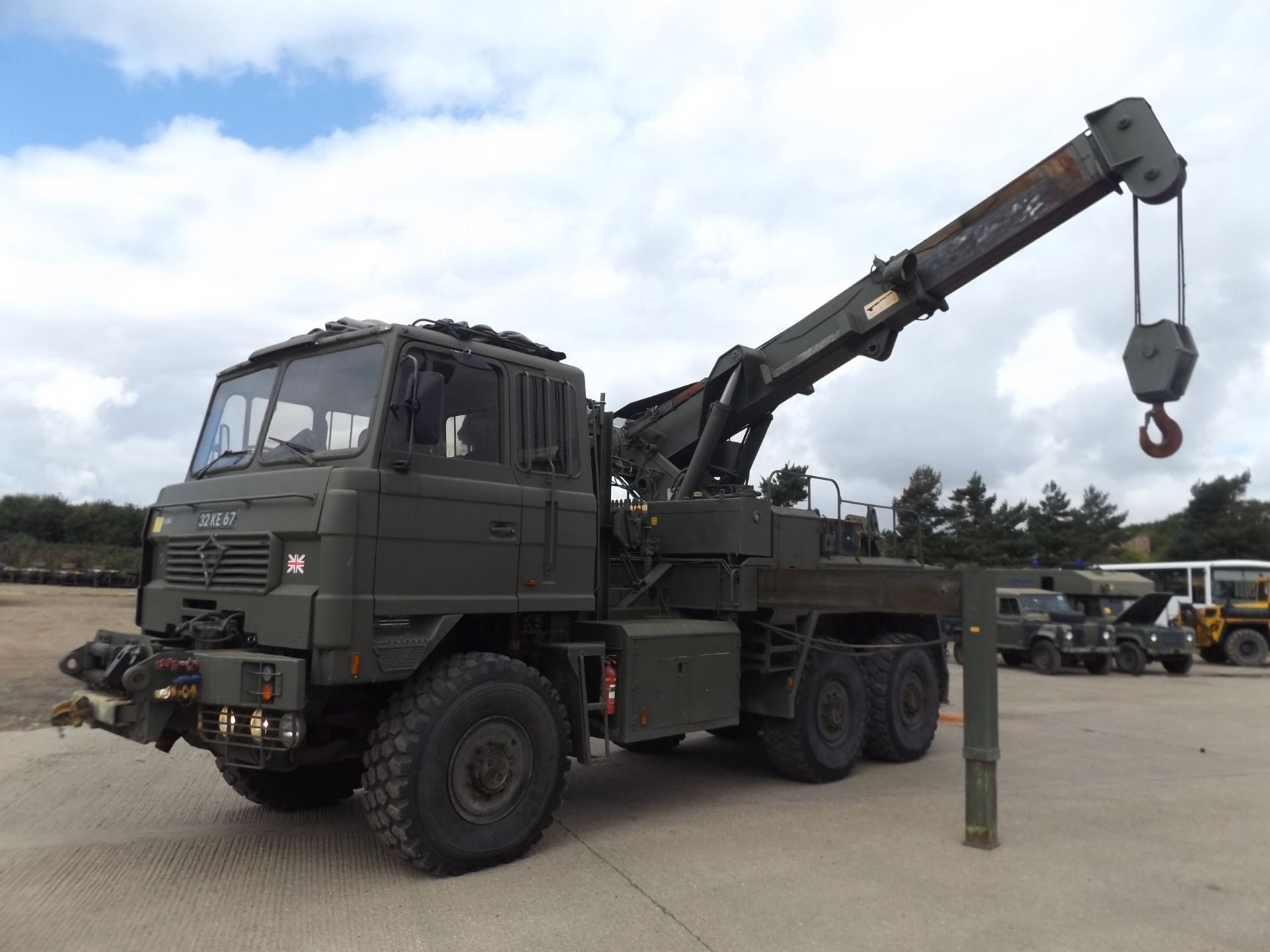 Foden 6x6 Recovery Vehicle which is Complete with Remote and EKA Recovery Tools - Image 3 of 19