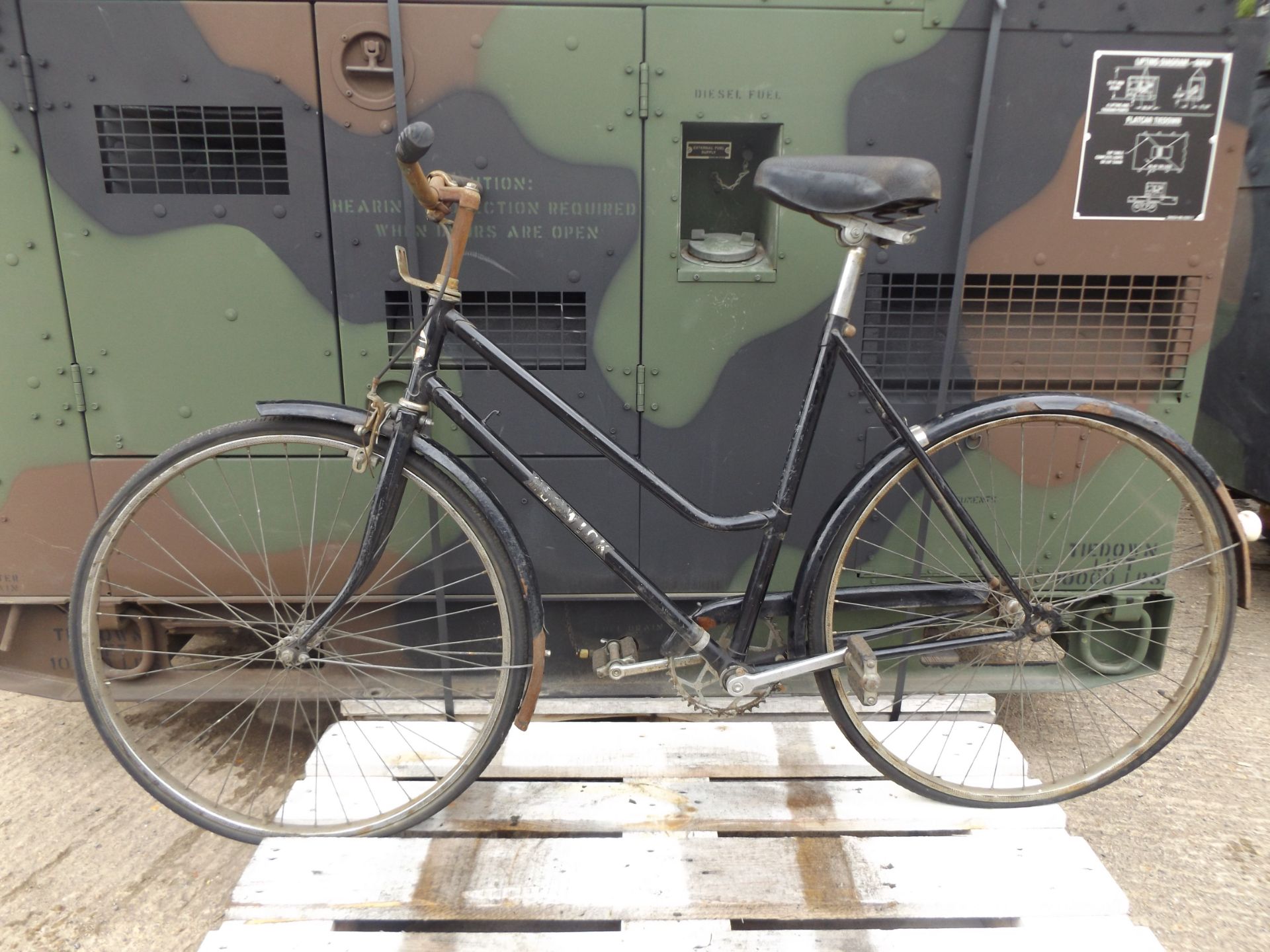Vintage Elswick Ladies Bicycle - Image 2 of 7