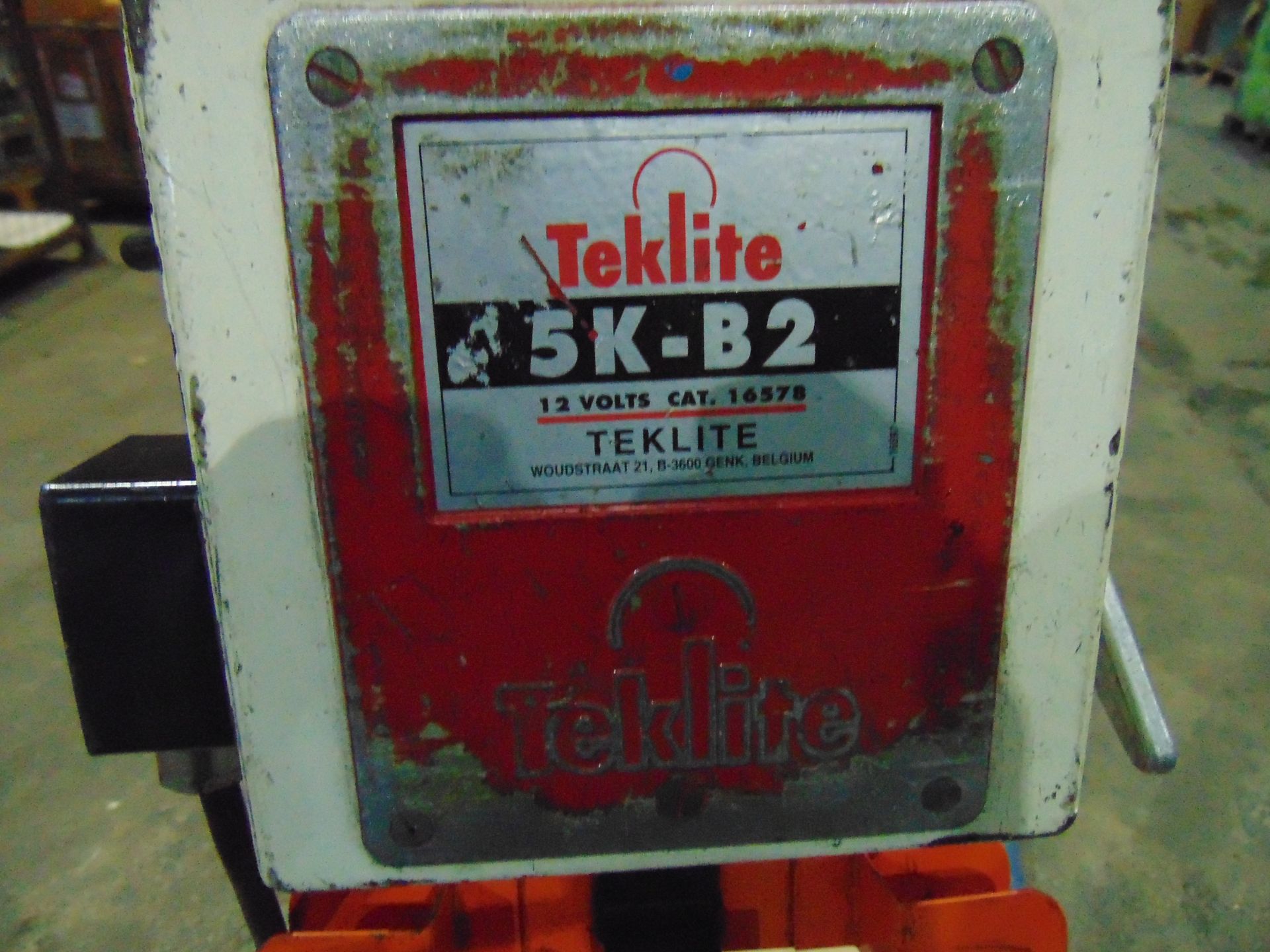 Teklite 5K-B2 Portable Worklight with Teklite Senior Battery and Mast - Image 4 of 4