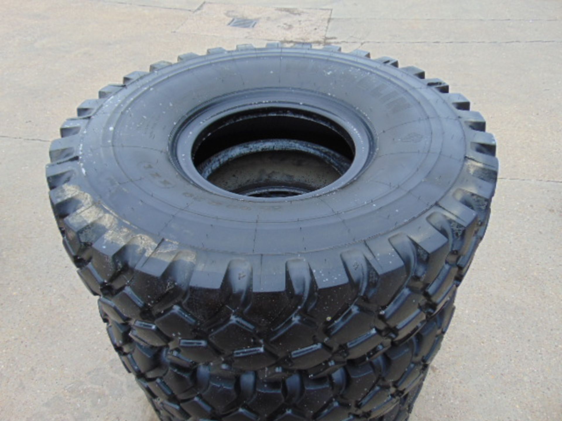 4 x Michelin 16.00 R20 XZL Tyres - Image 5 of 5