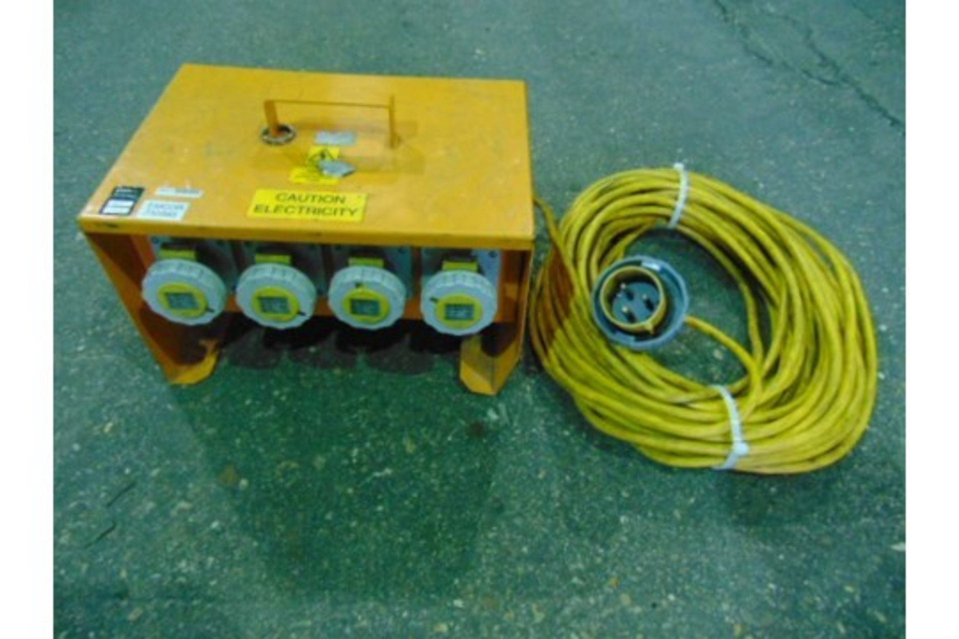 Extension with 4-way Splitter