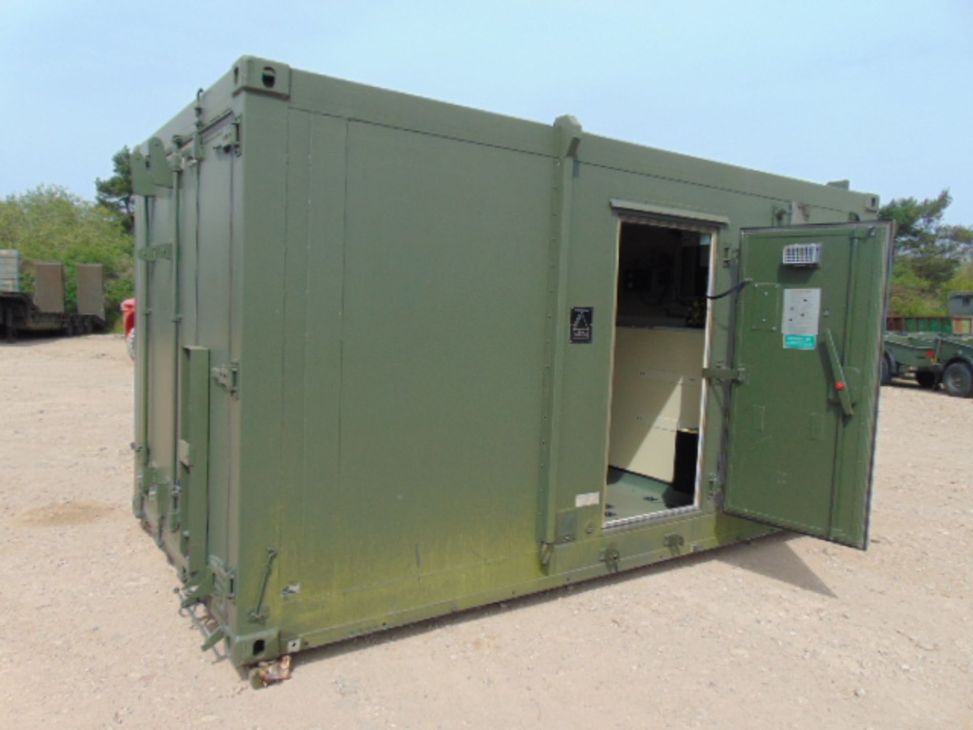 Demountable Workshop/Communications Cabin