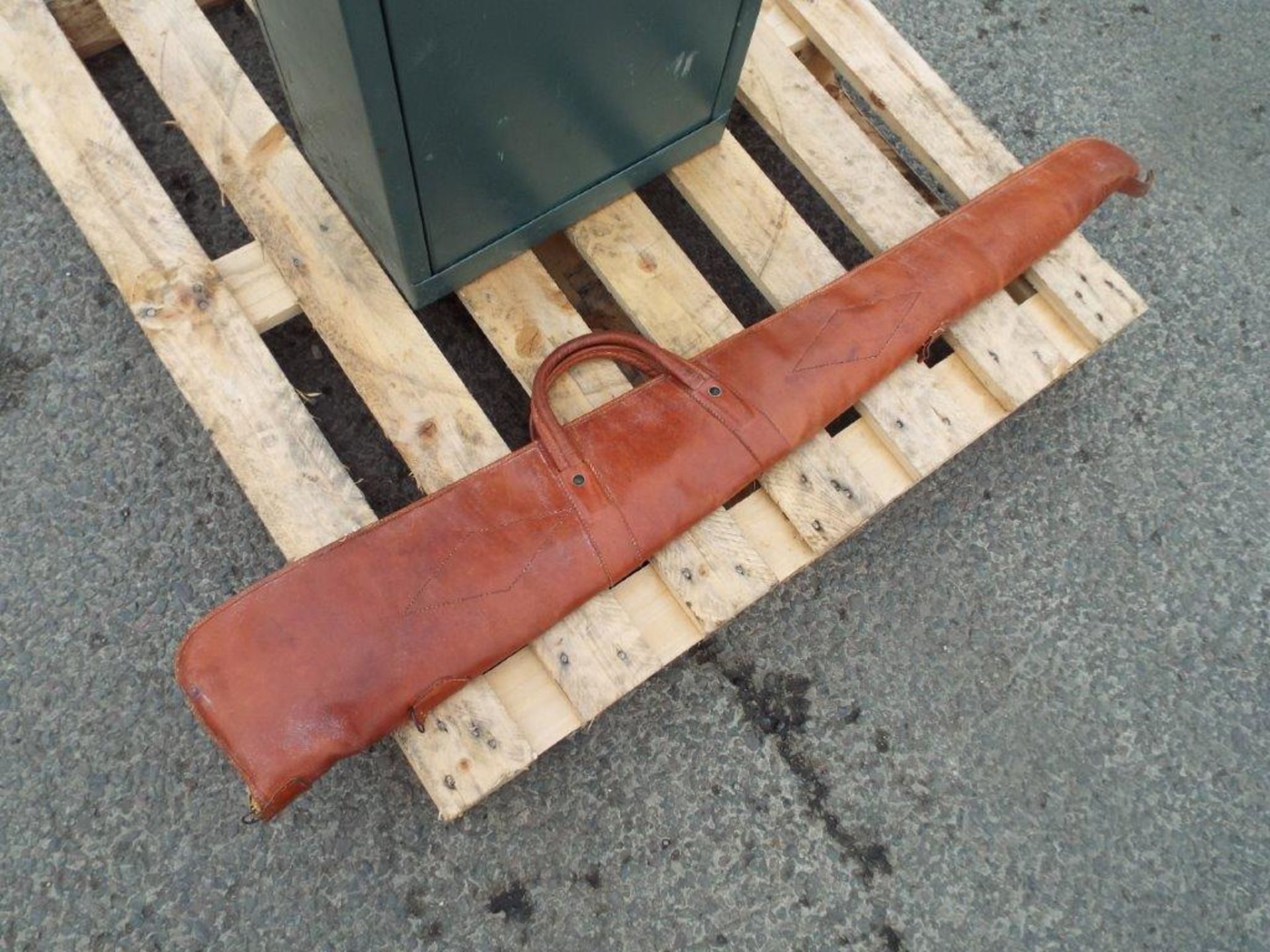 Dual Lock Gun Cabinet with Fleece Lined Leather Slip - Image 6 of 8