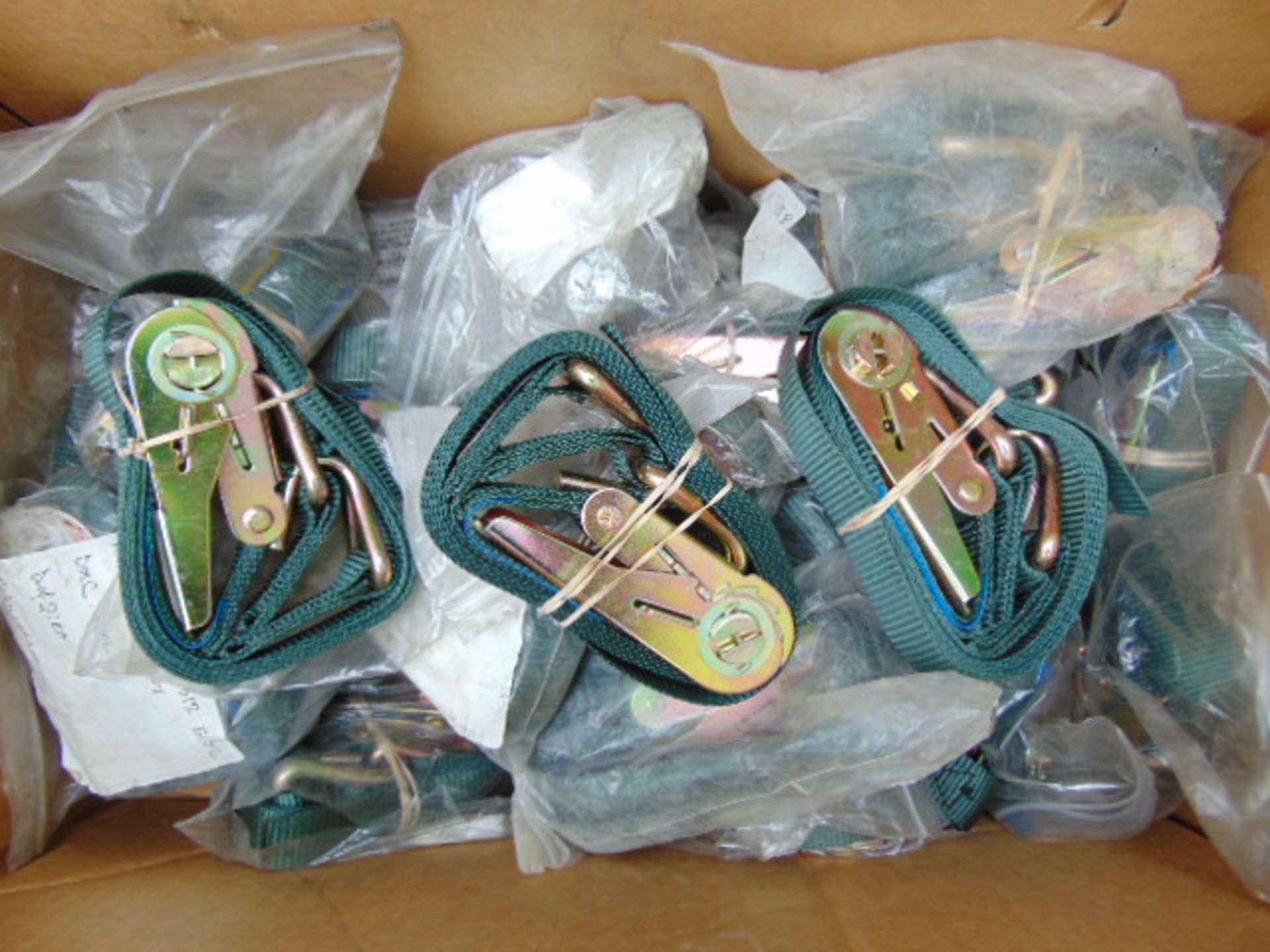 30 x Ratchet Tie Down Straps