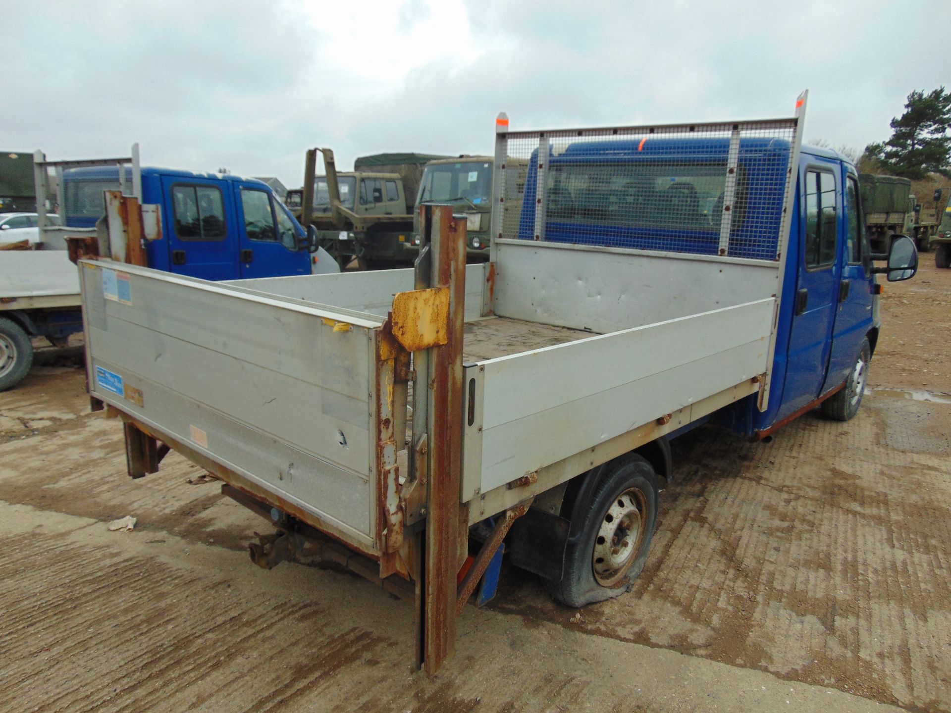 Citroen Relay 7 Seater Double Cab Dropside Pickupwith Tail Lift - Image 7 of 18