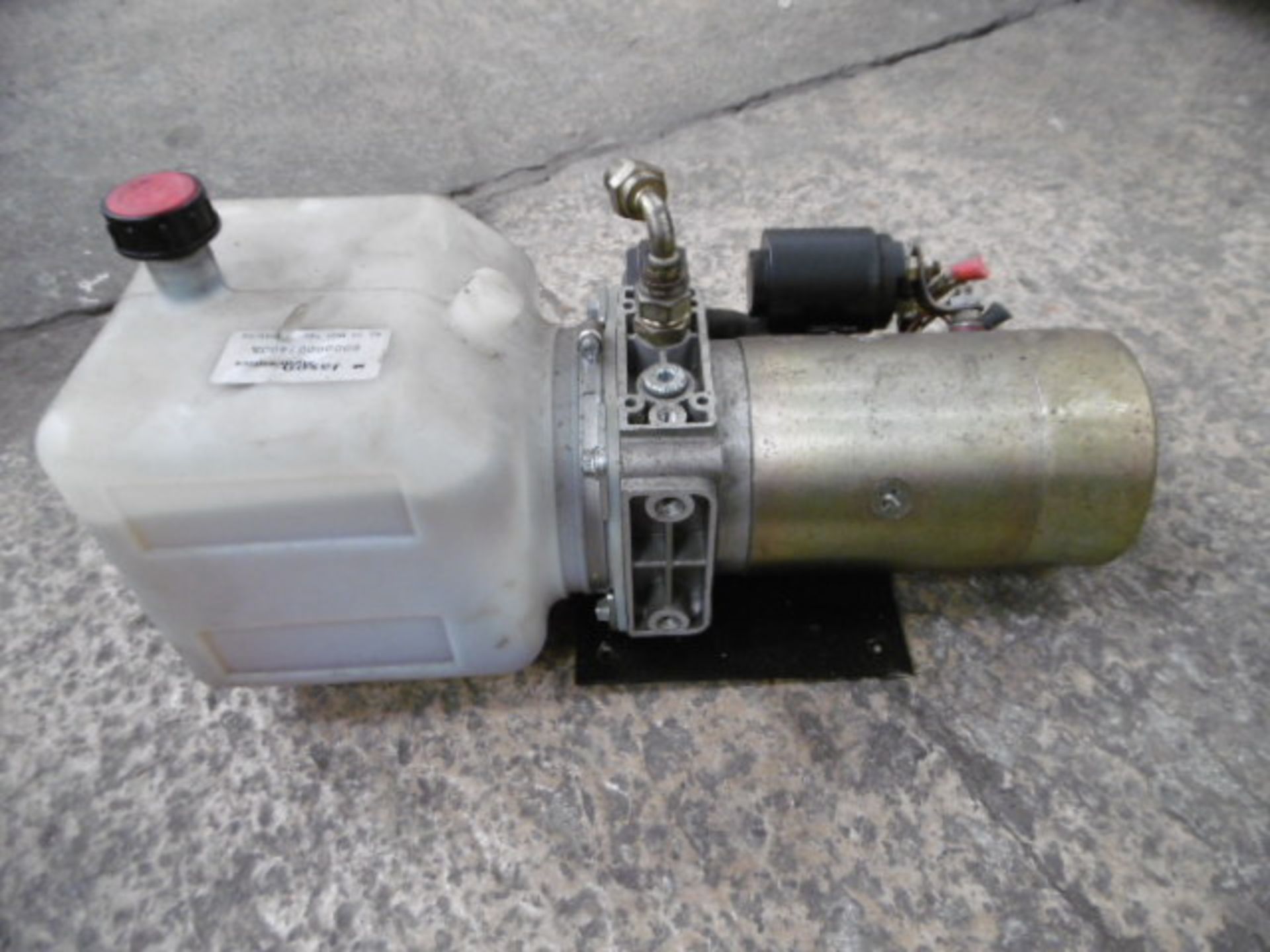 12V 1.8Kw Hydraulic Pump - Image 2 of 5