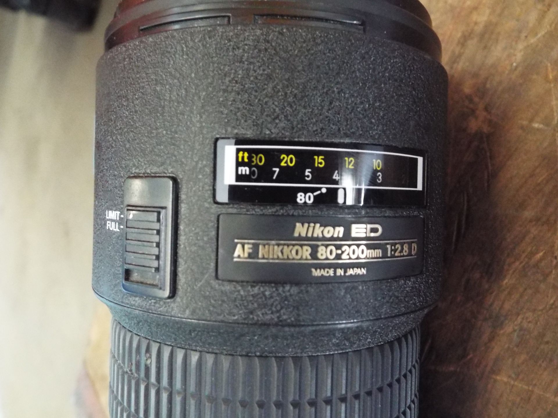 Nikon ED AF Nikkor 80-200mm 1:2.8 D Lense with Leather Carry Case - Bild 3 aus 8