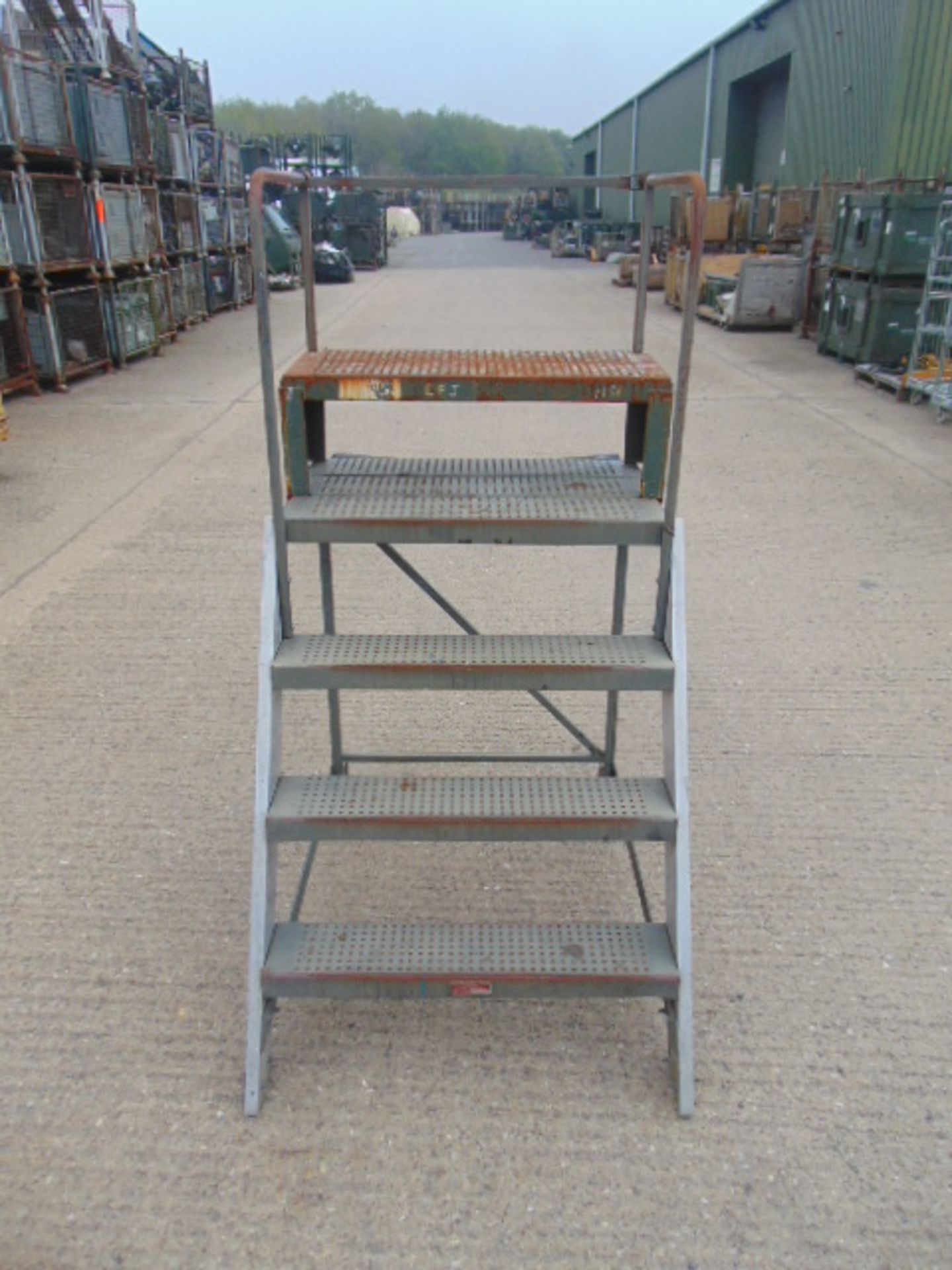 5-Step Mobile Warehouse Ladder - Image 2 of 7