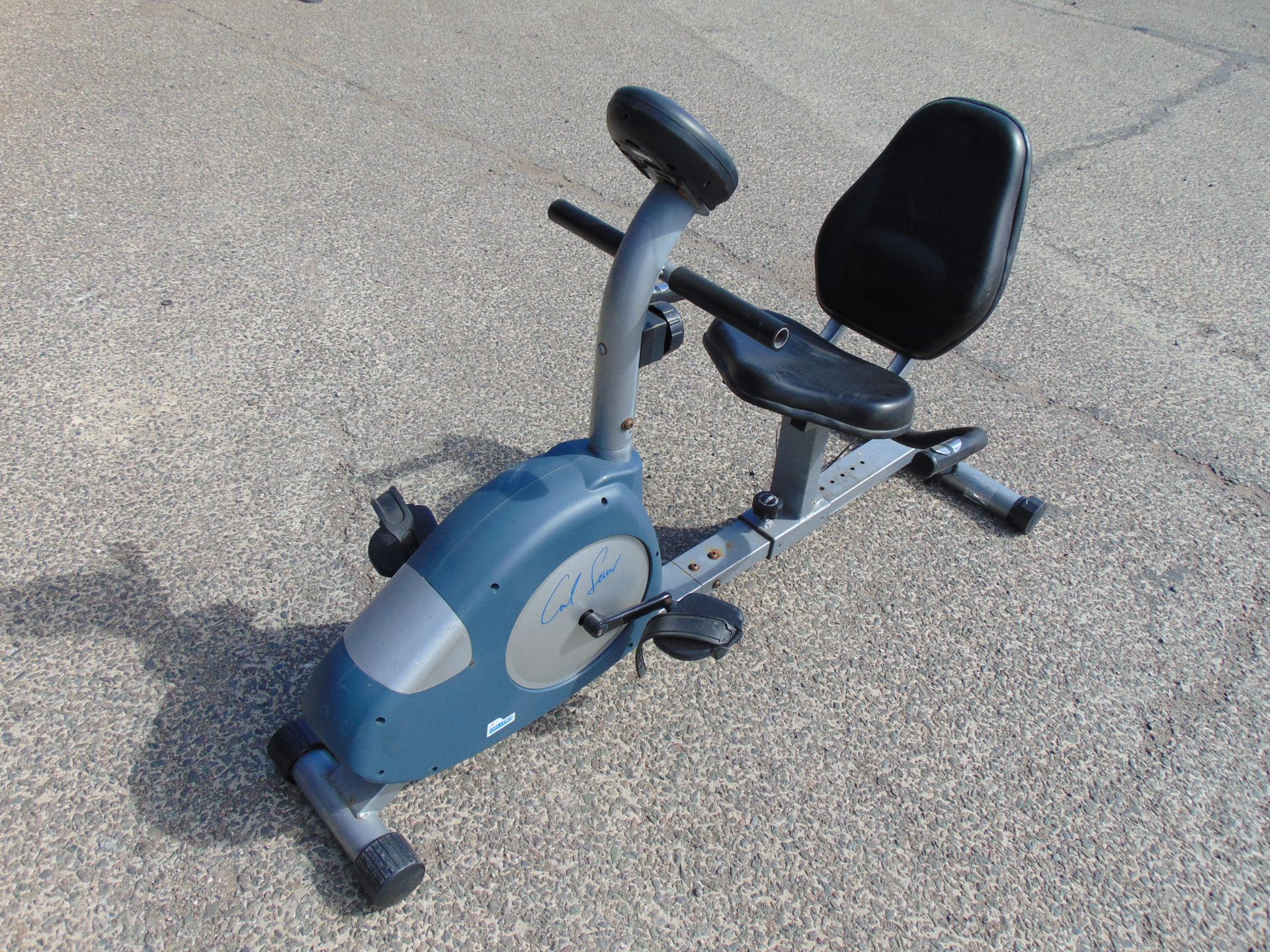 Carl Lewis EMR17 Magnetic Recumbent Exercise Bike