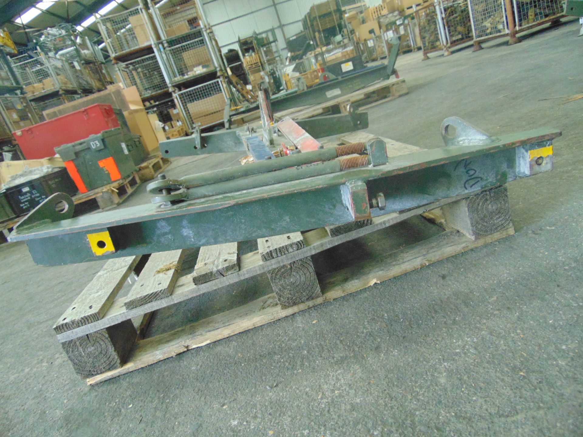 Extremely Rare Original FV432 Pack Lifting Frame Complete with Attachments - Image 4 of 6