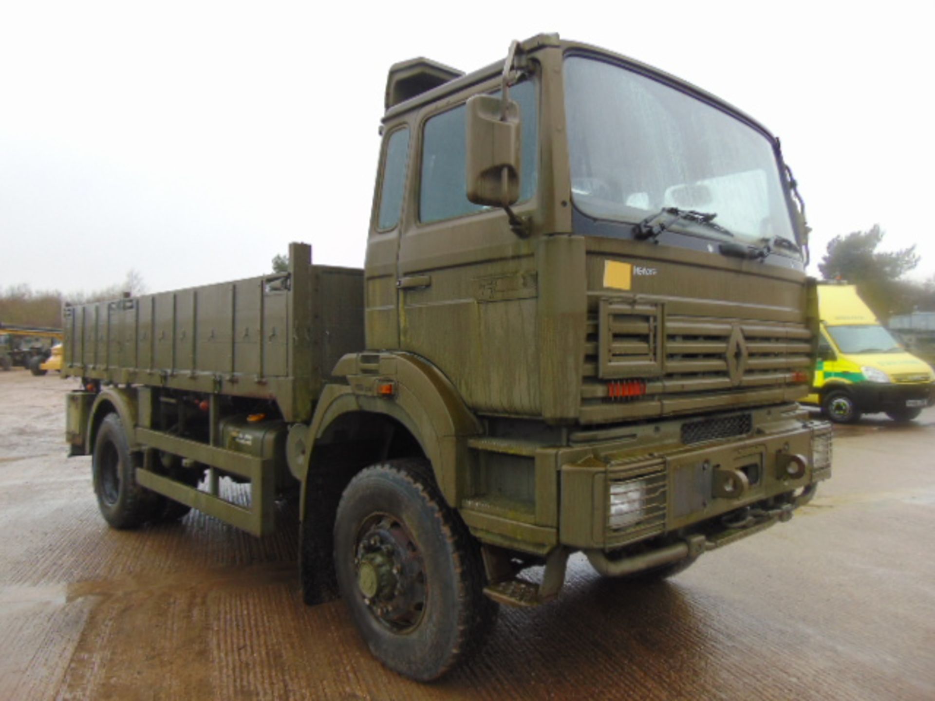 Renault G300 Maxter RHD 4x4 8T Cargo Truck with Fitted Winch