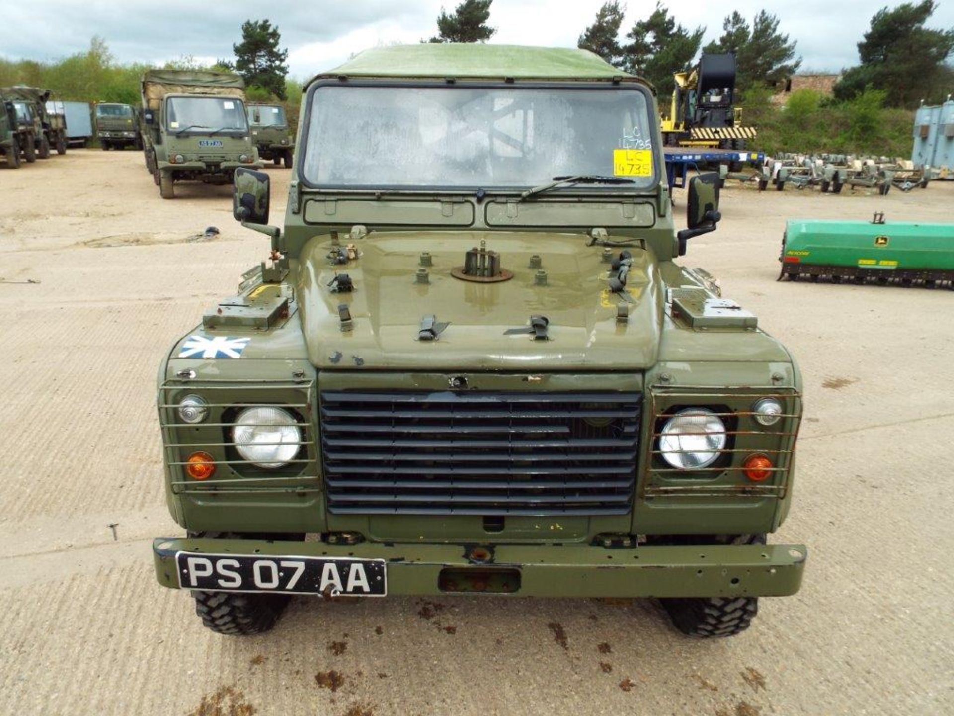 Military Specification Land Rover Wolf 110 Soft Top - Image 2 of 26