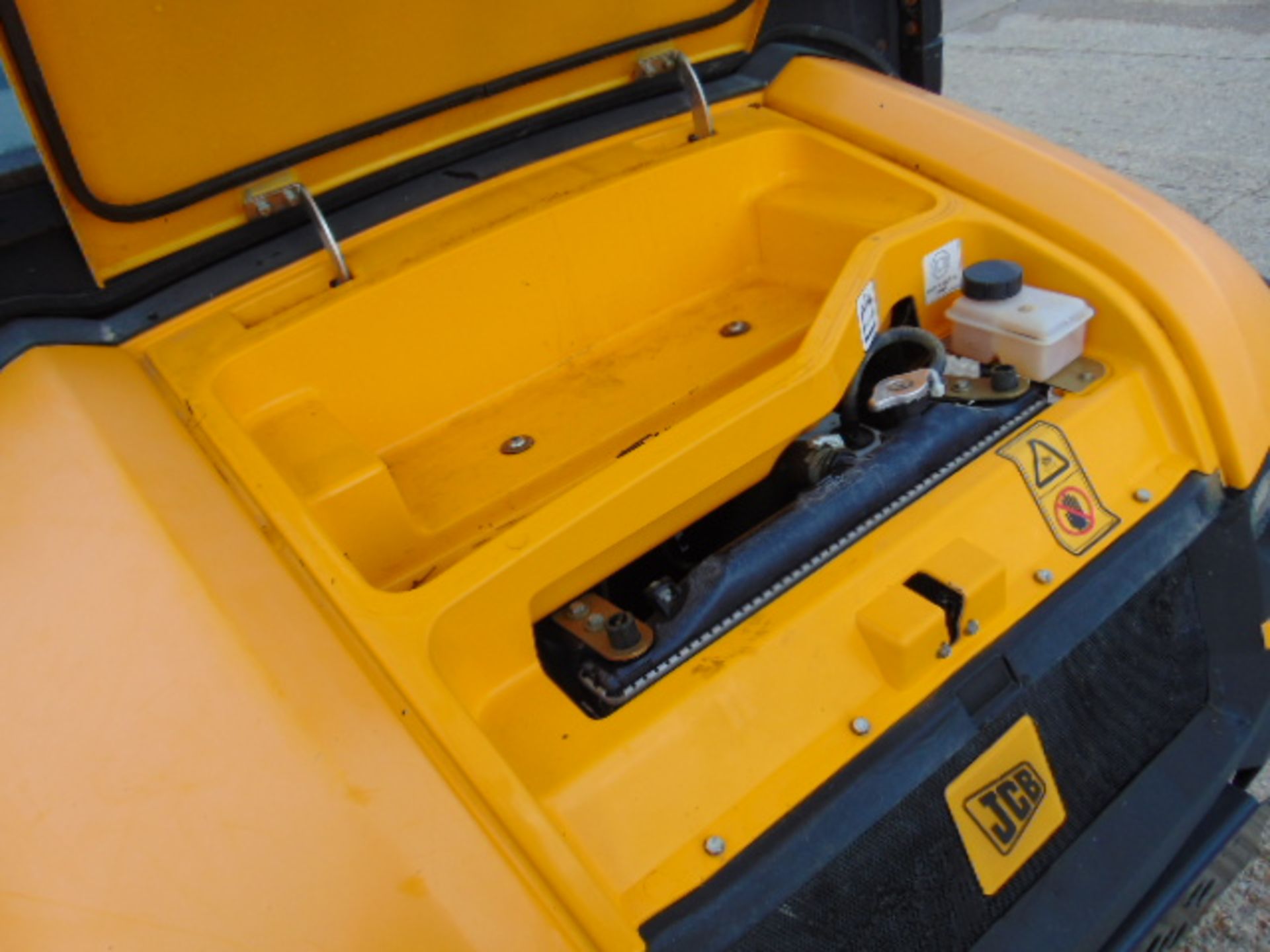 JCB Workmax 1000D 4WD Diesel Utility Vehicle UTV with Aluminium Rear Body - Image 20 of 21