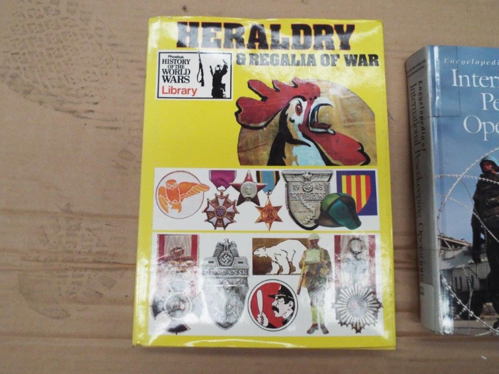 6 x Mixed Military History Books - Image 2 of 8