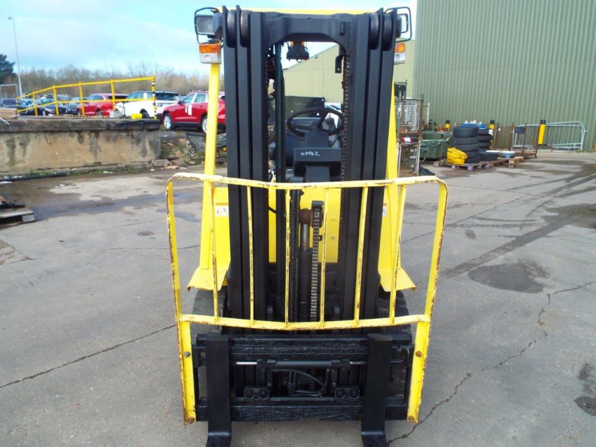 Container Spec Hyster H2.50XM Counter Balance Diesel Forklift C/W Side Shift & Full 3 Lift Mast - Image 22 of 28