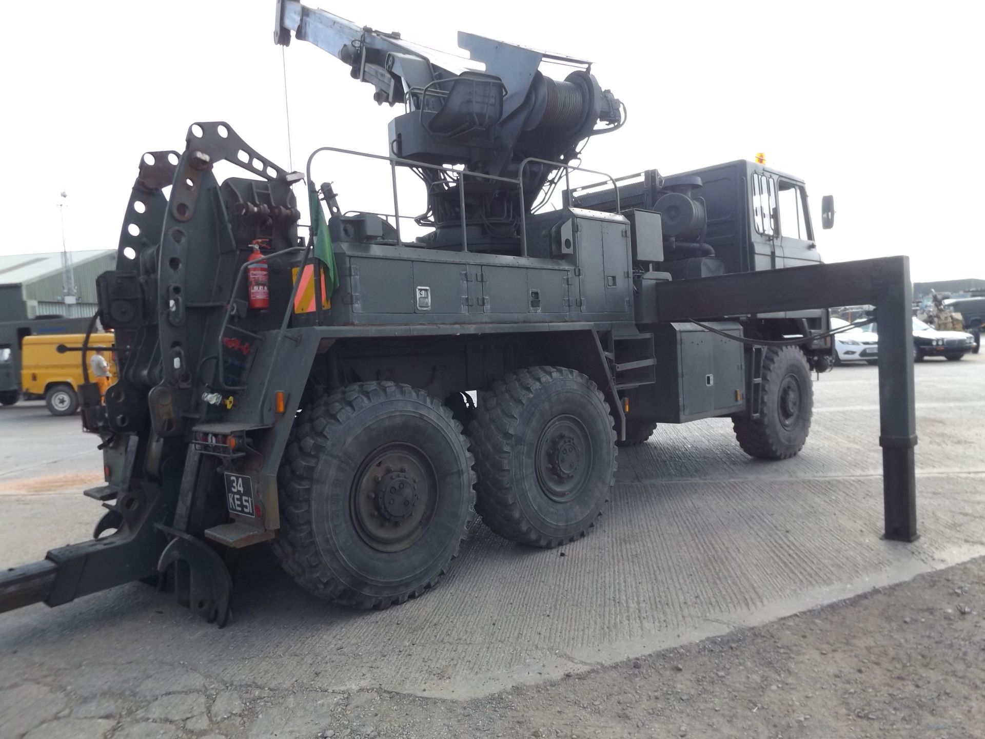 Foden 6x6 Recovery Vehicle which is Complete with Remotes and EKA Recovery Tools - Image 7 of 27