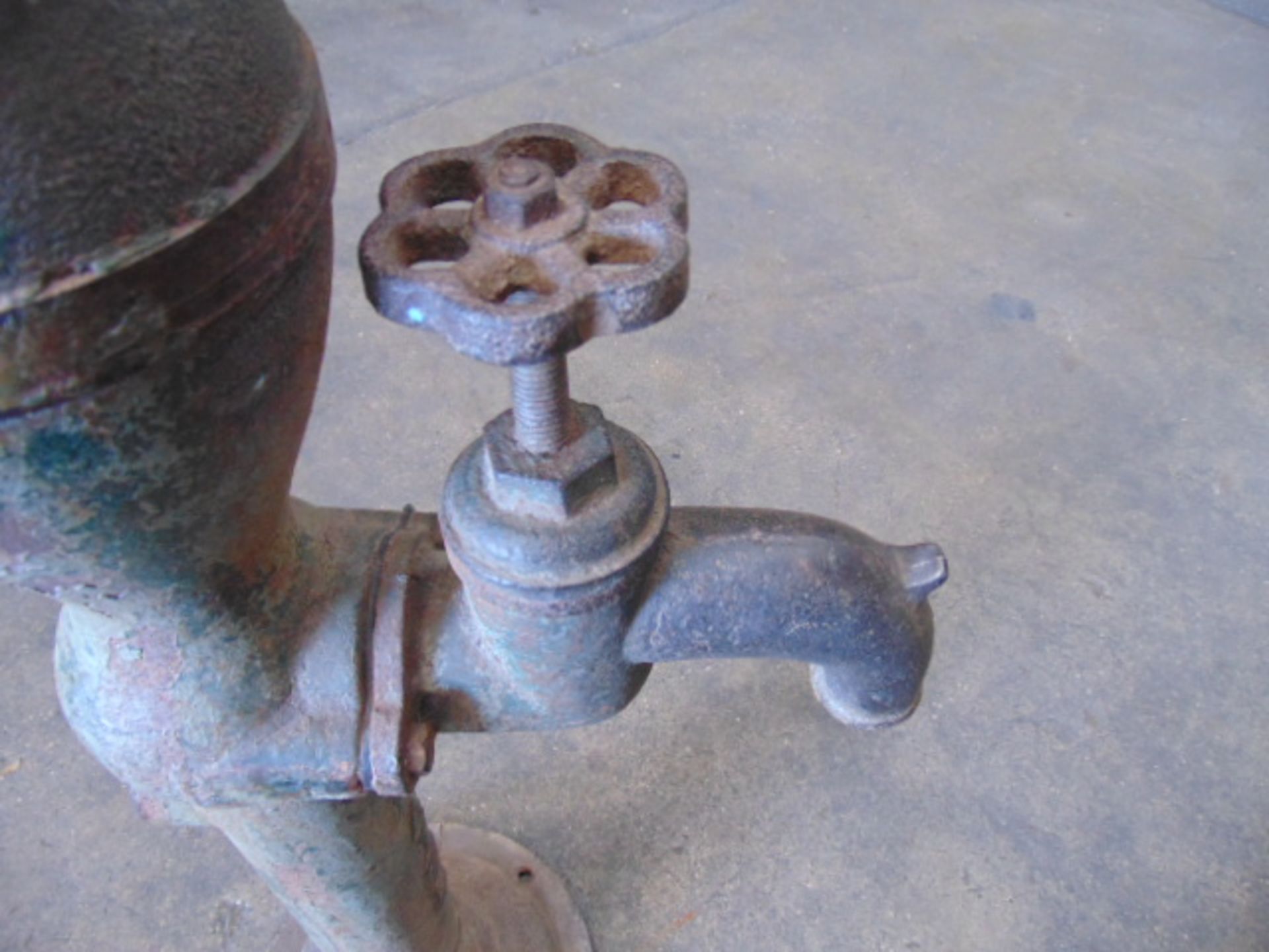 Full Size Cast Iron Water Pump - Image 6 of 9