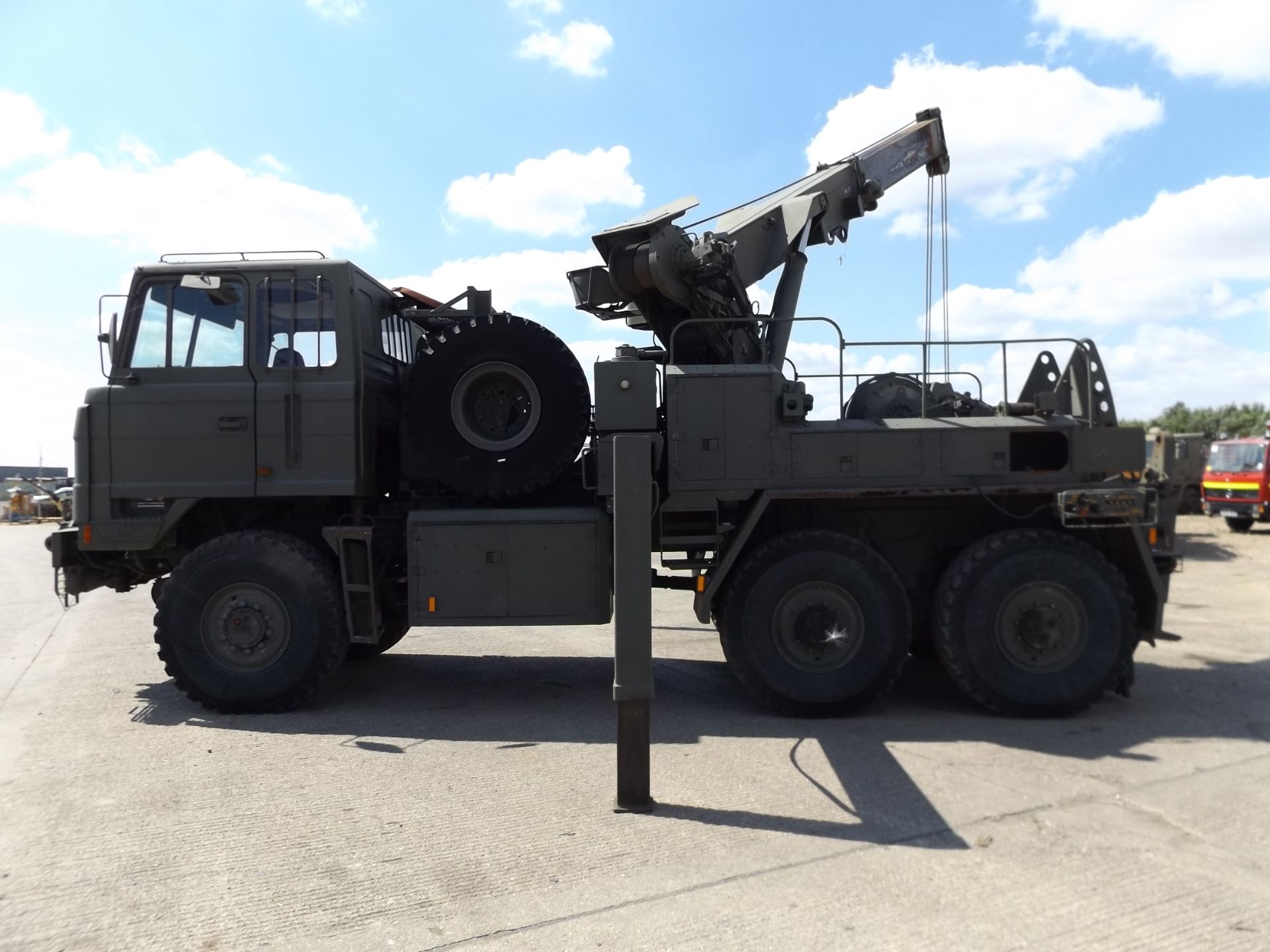 Foden 6x6 Recovery Vehicle which is Complete with Remote and EKA Recovery Tools - Image 5 of 24