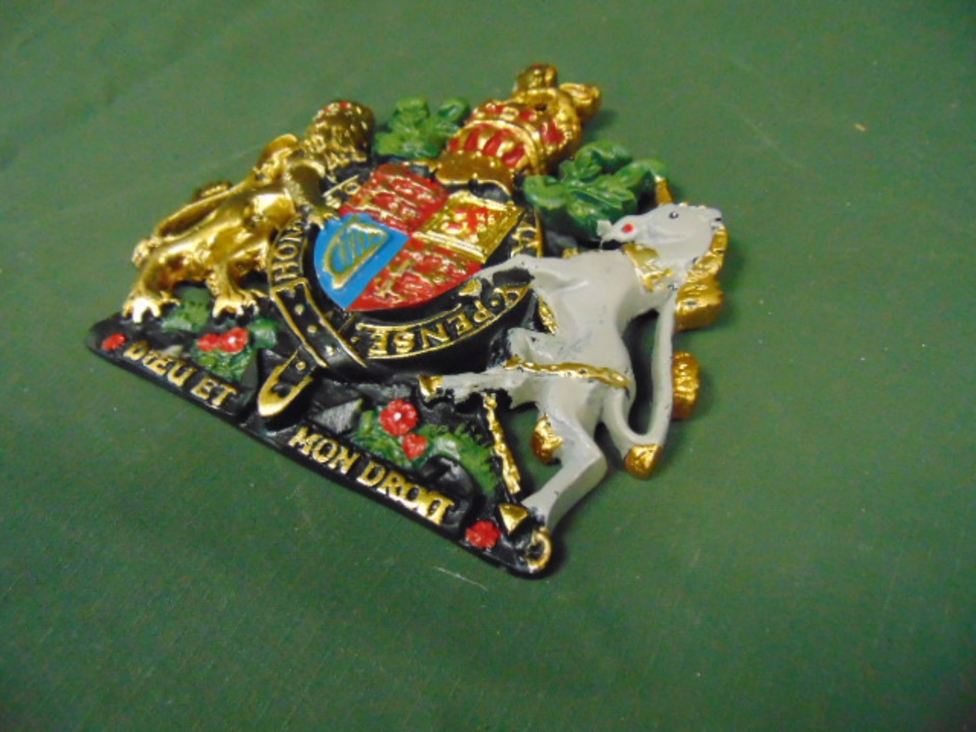 Hand Painted Small Royal Crest - Image 3 of 3