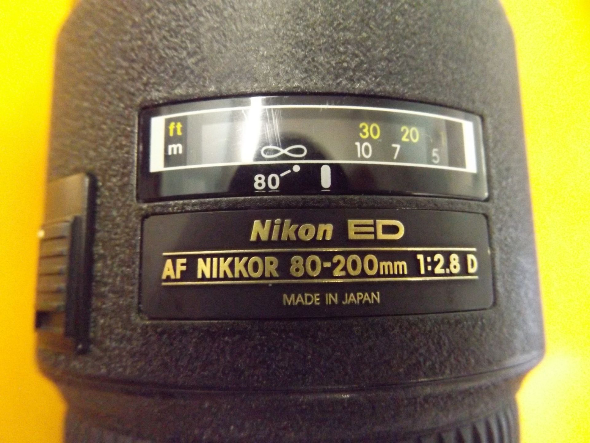 Nikon ED AF Nikkor 80-200mm 1:2.8 D Lense with Leather Case - Image 2 of 10